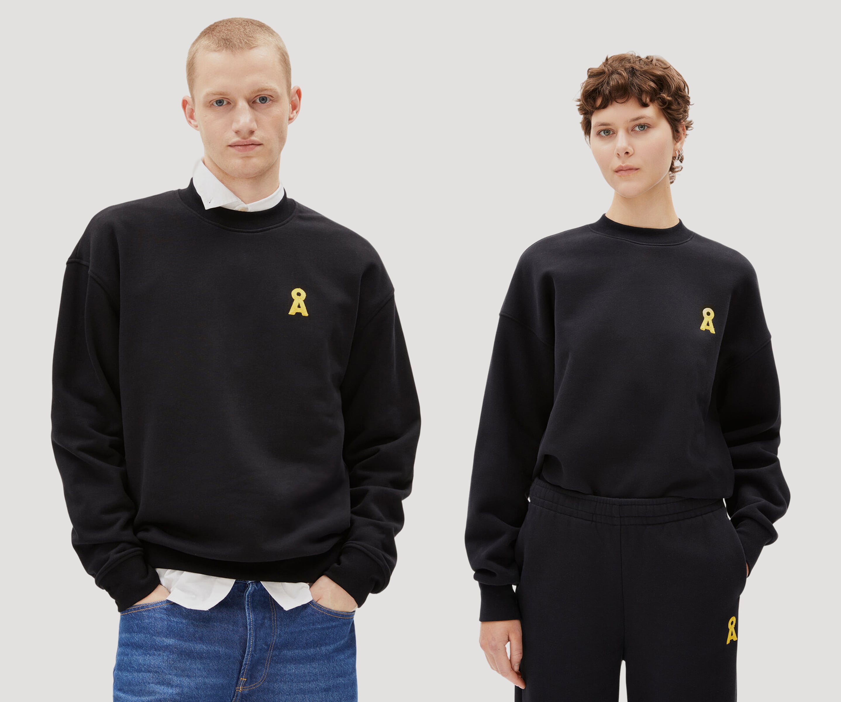 Zwei Personen mit Changemaker Outfits