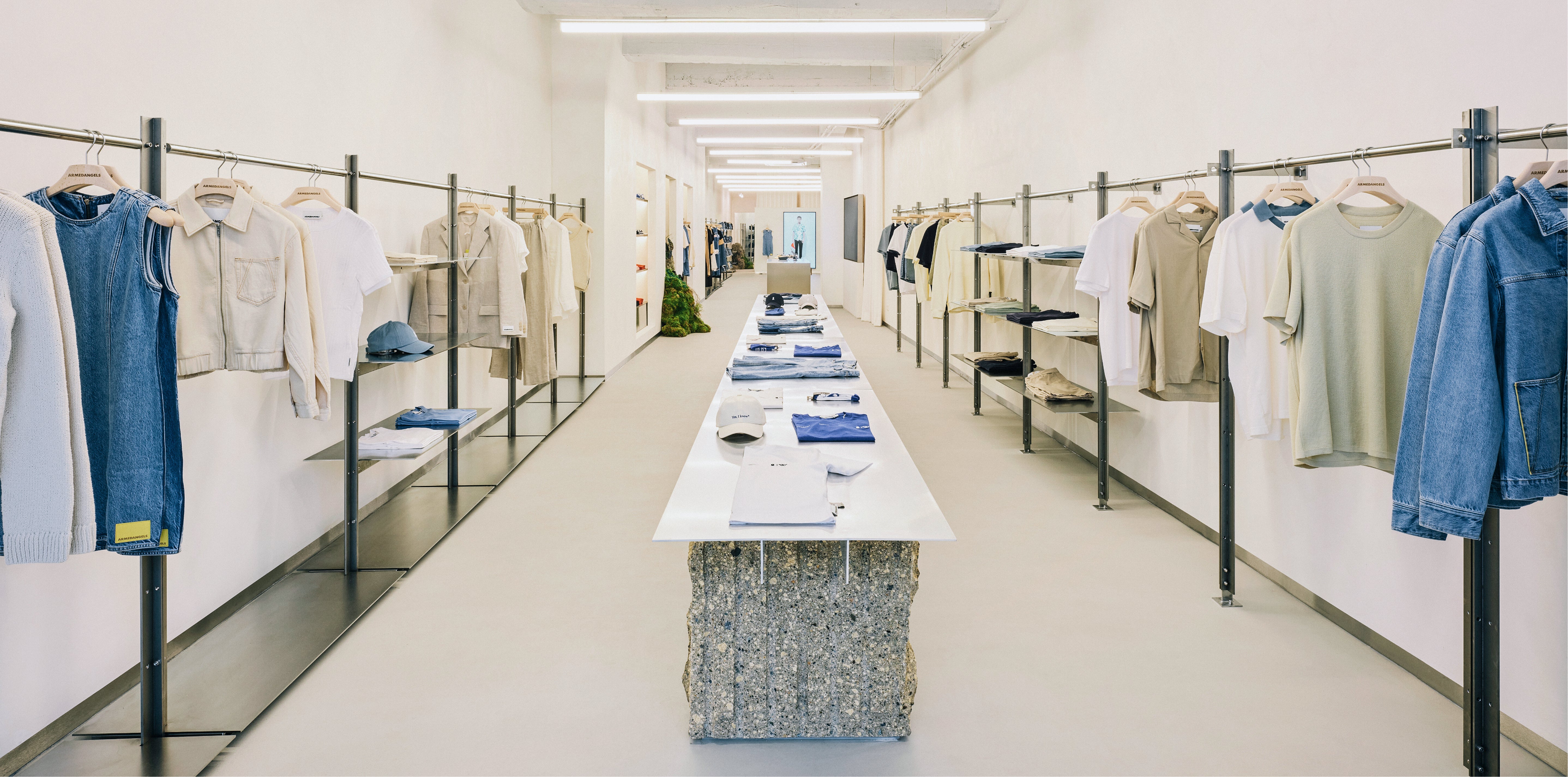 Bild des ARMEDANGELS GEschäfts