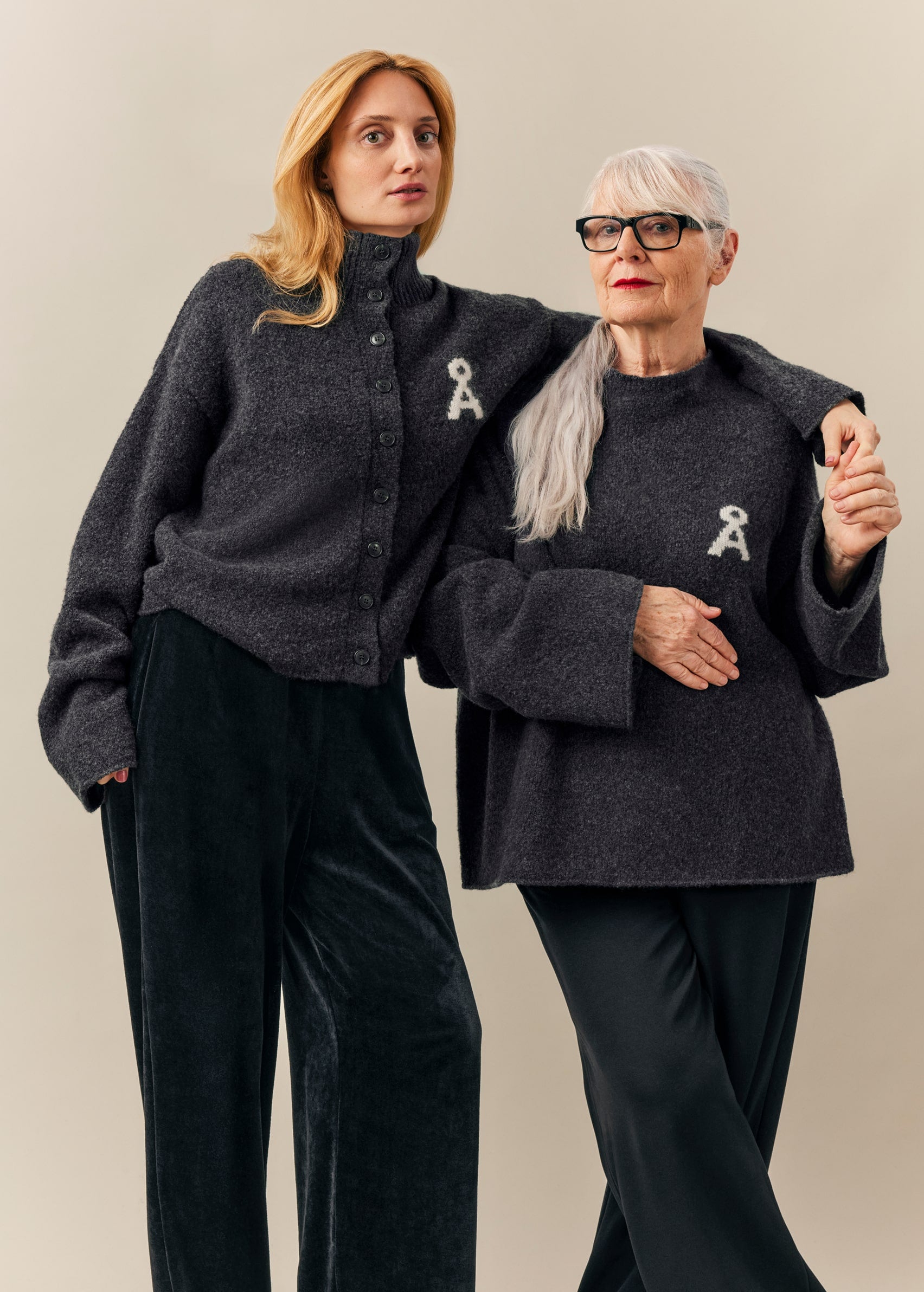 Models tragen Boucle-Styles