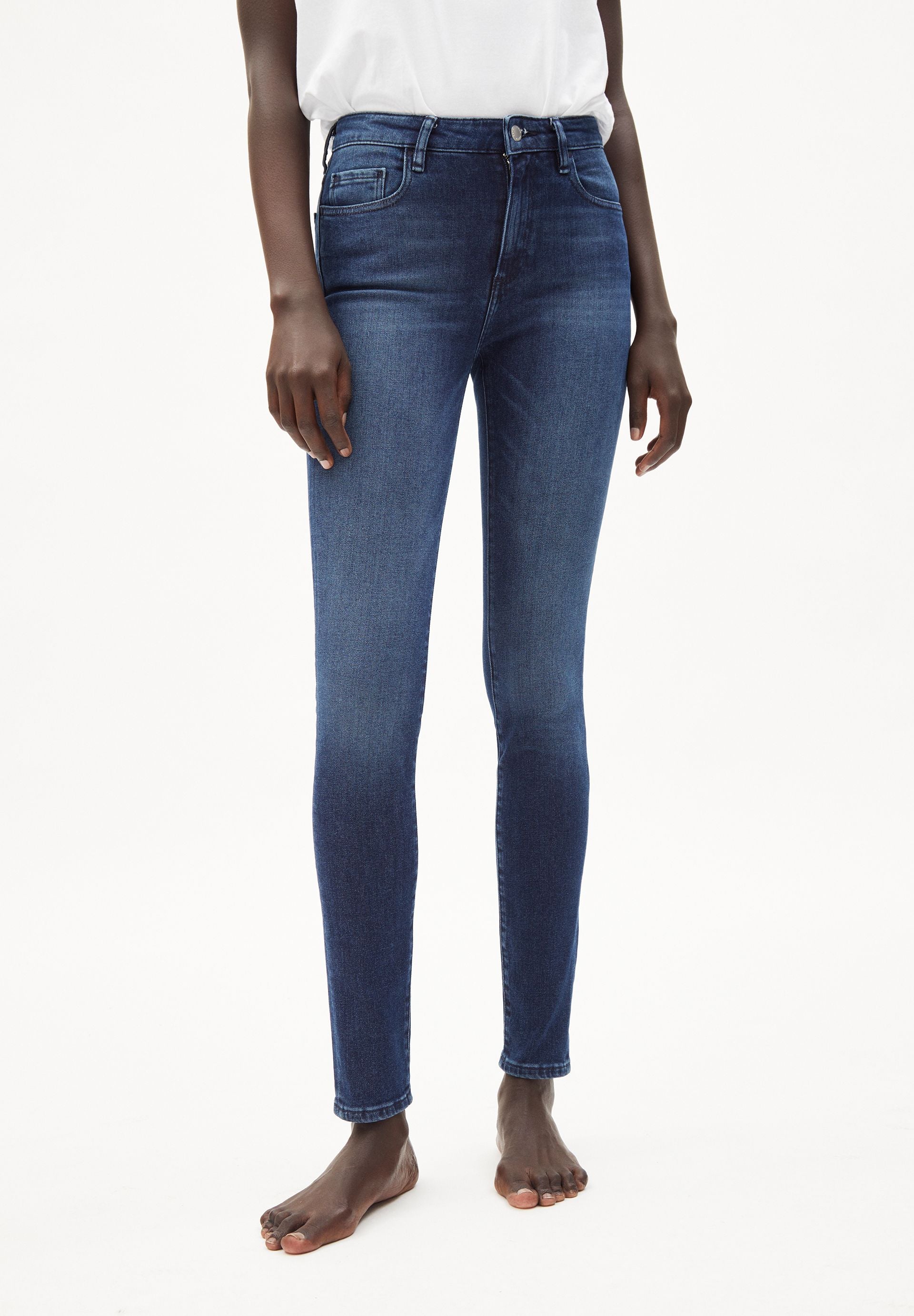 30002376-1573_111