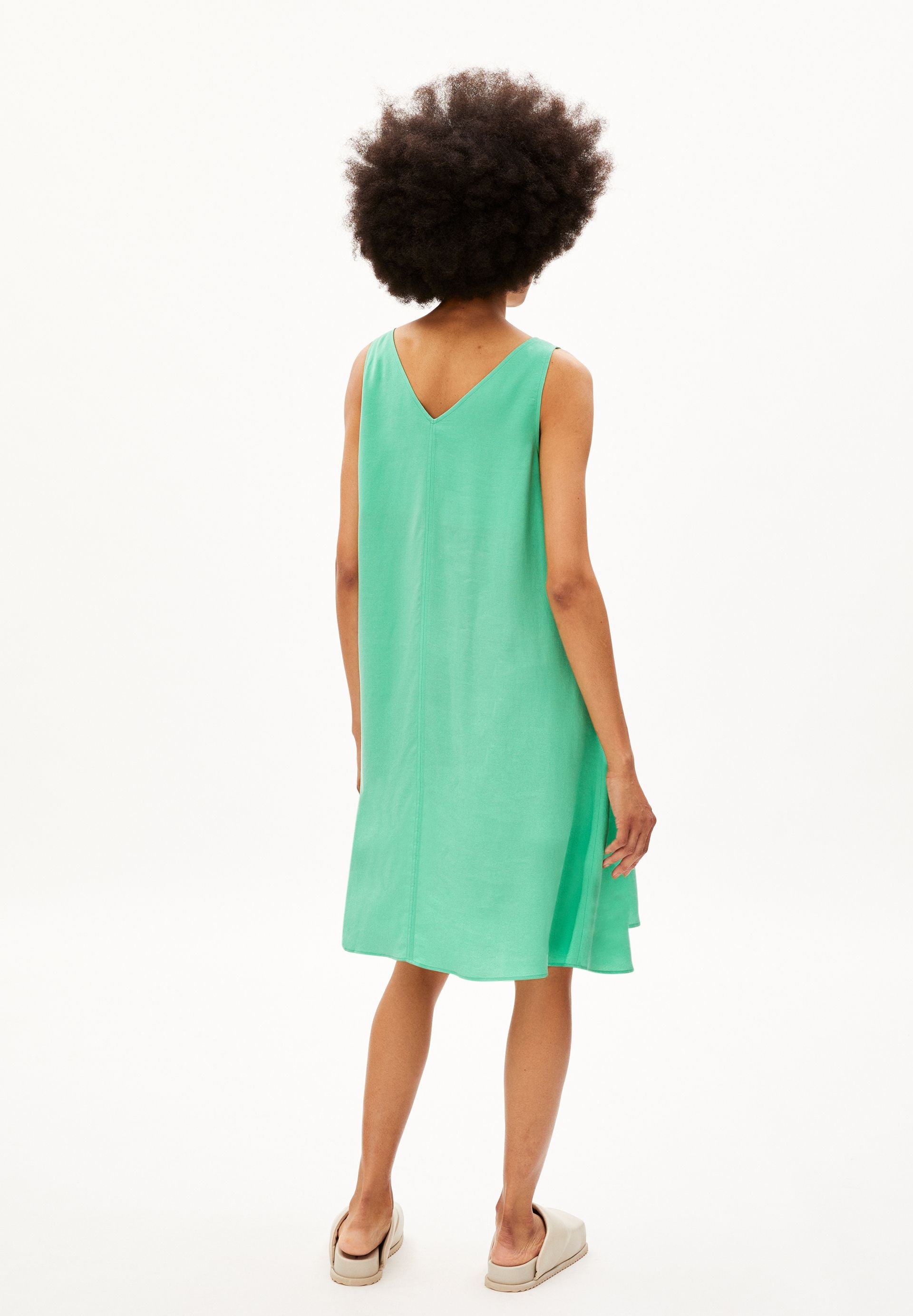 30004687-2238_211
