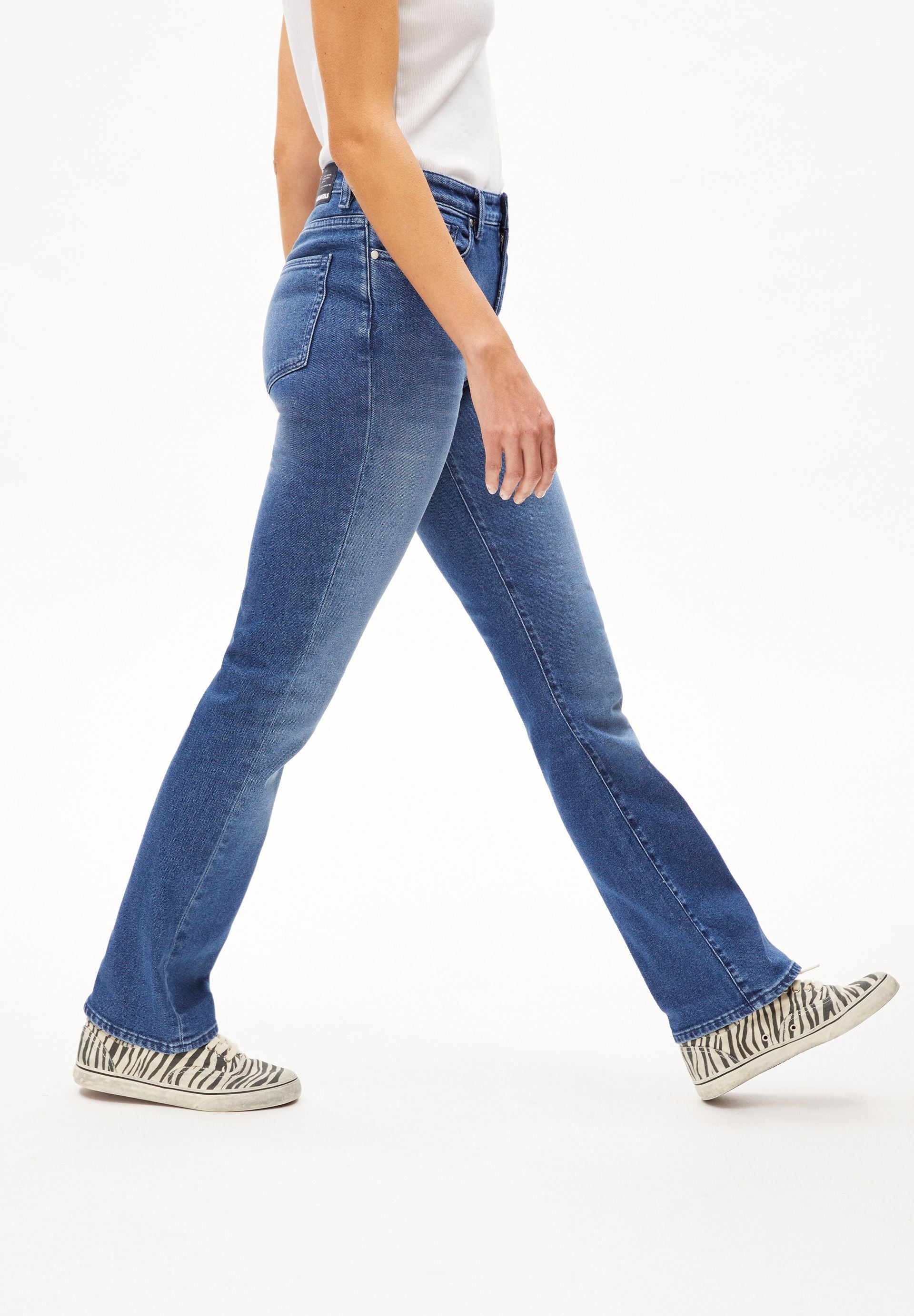 LINNAA Bootcut Jeans Organic Cotton Mix Comfort-Stretch