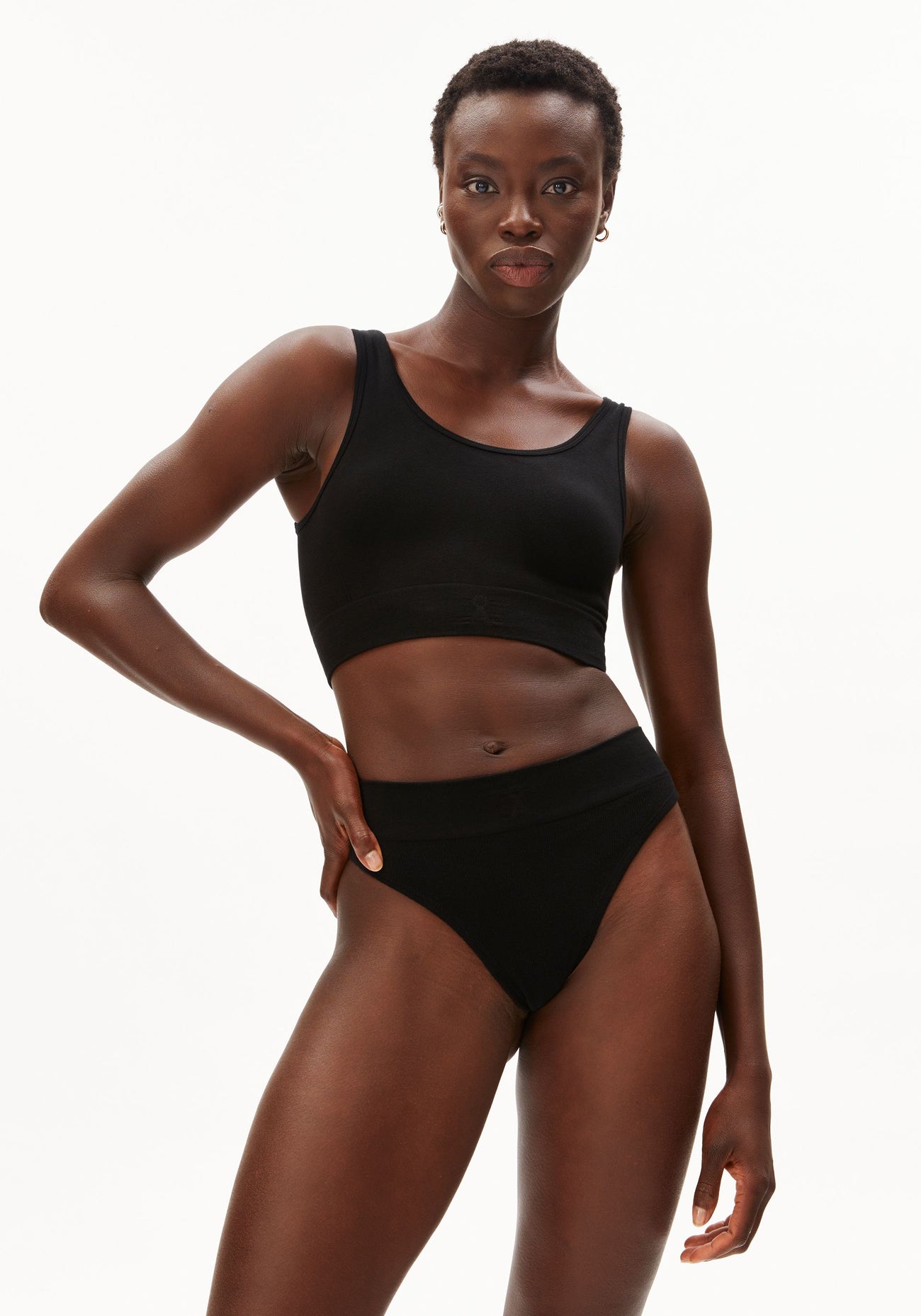 BRAA SEAMAALA BRALETTE for women in black