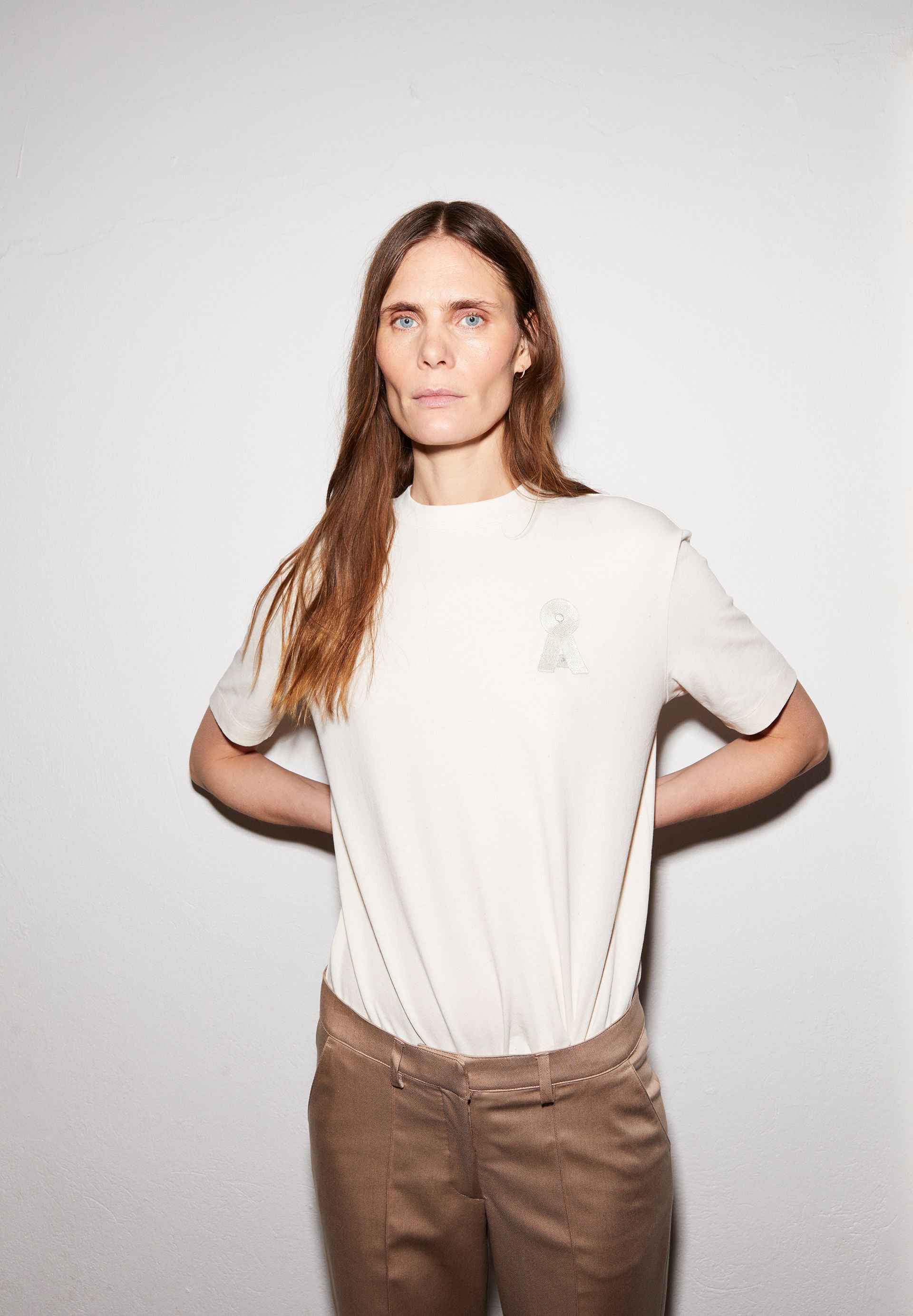 30008052-1677_301