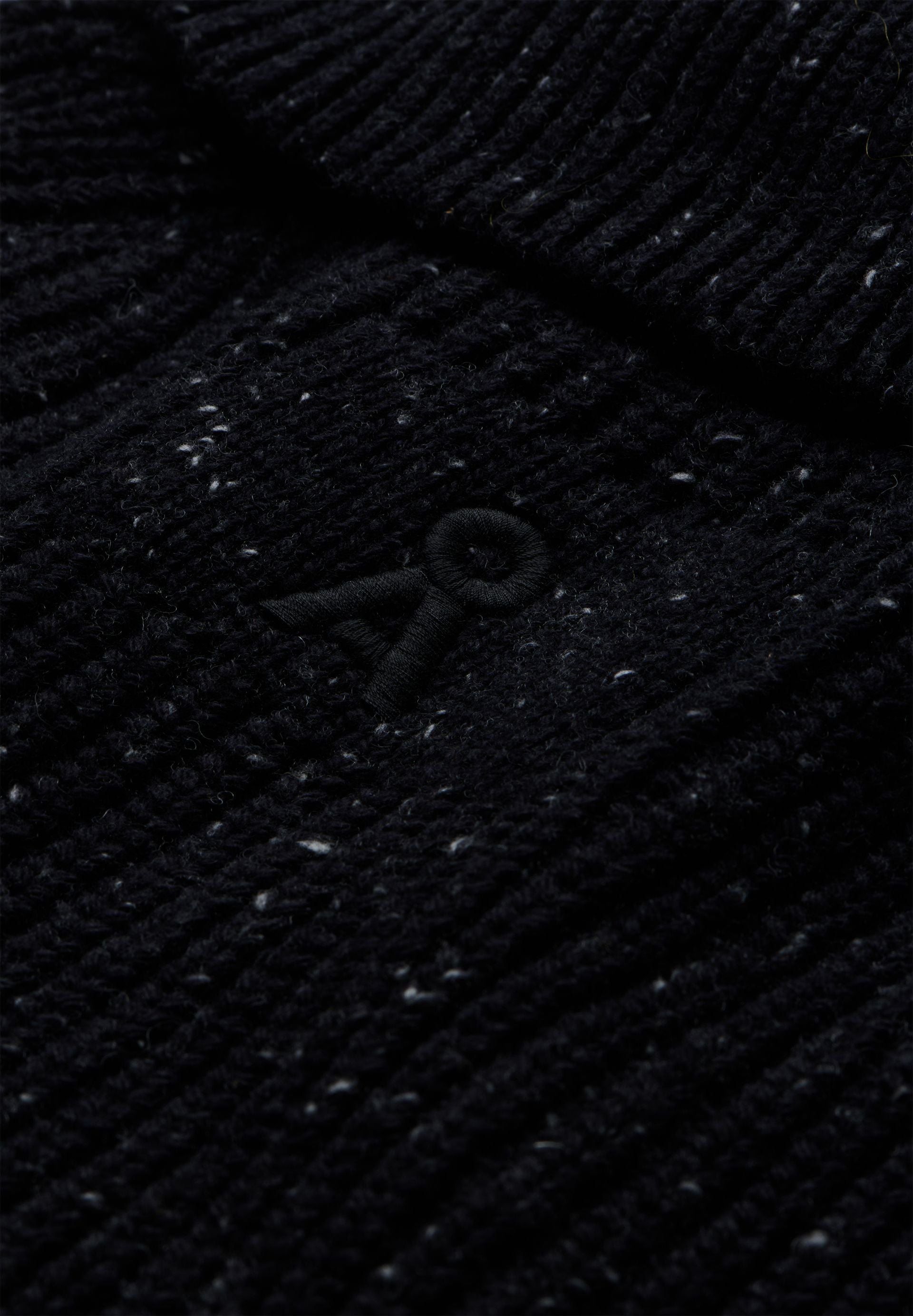 30008673-105_511