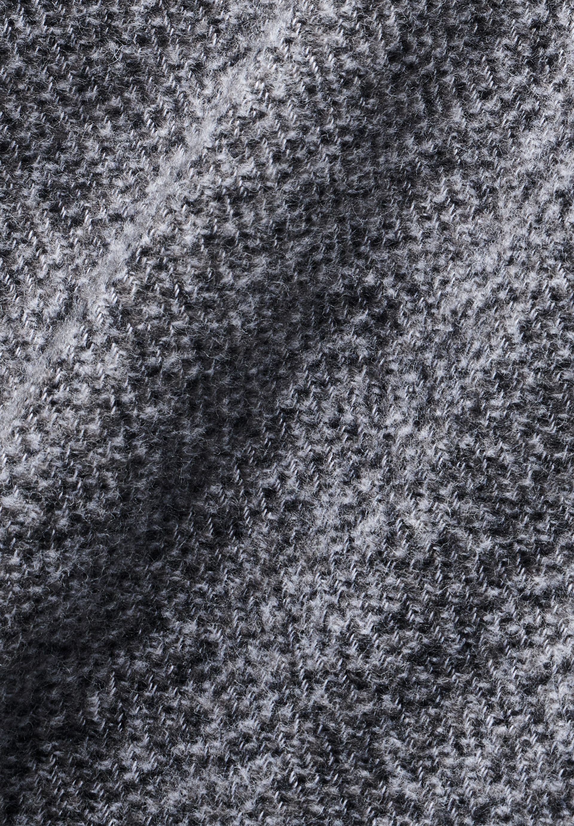 30008925-3215_511