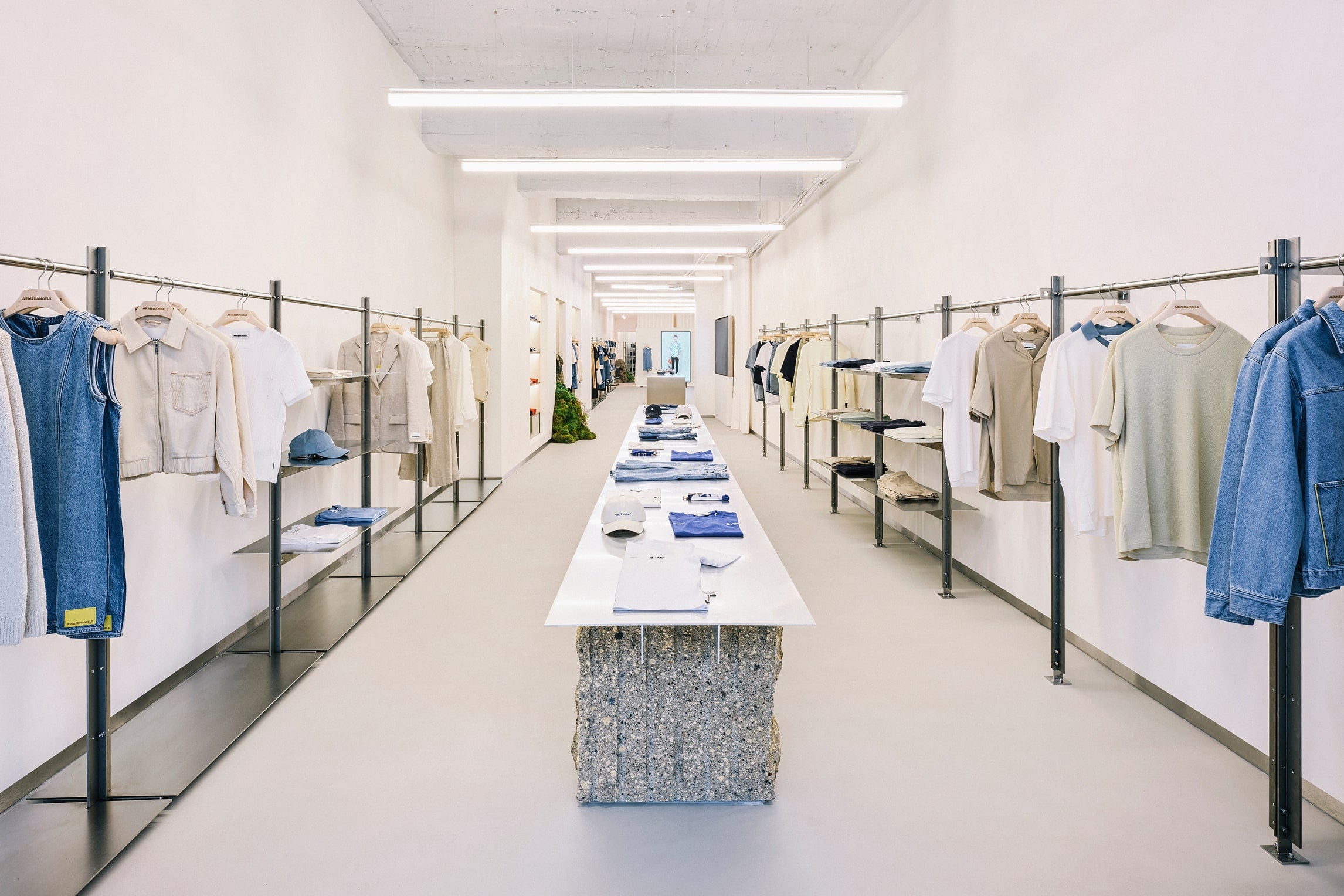 Bild des ARMEDANGELS GEschäfts