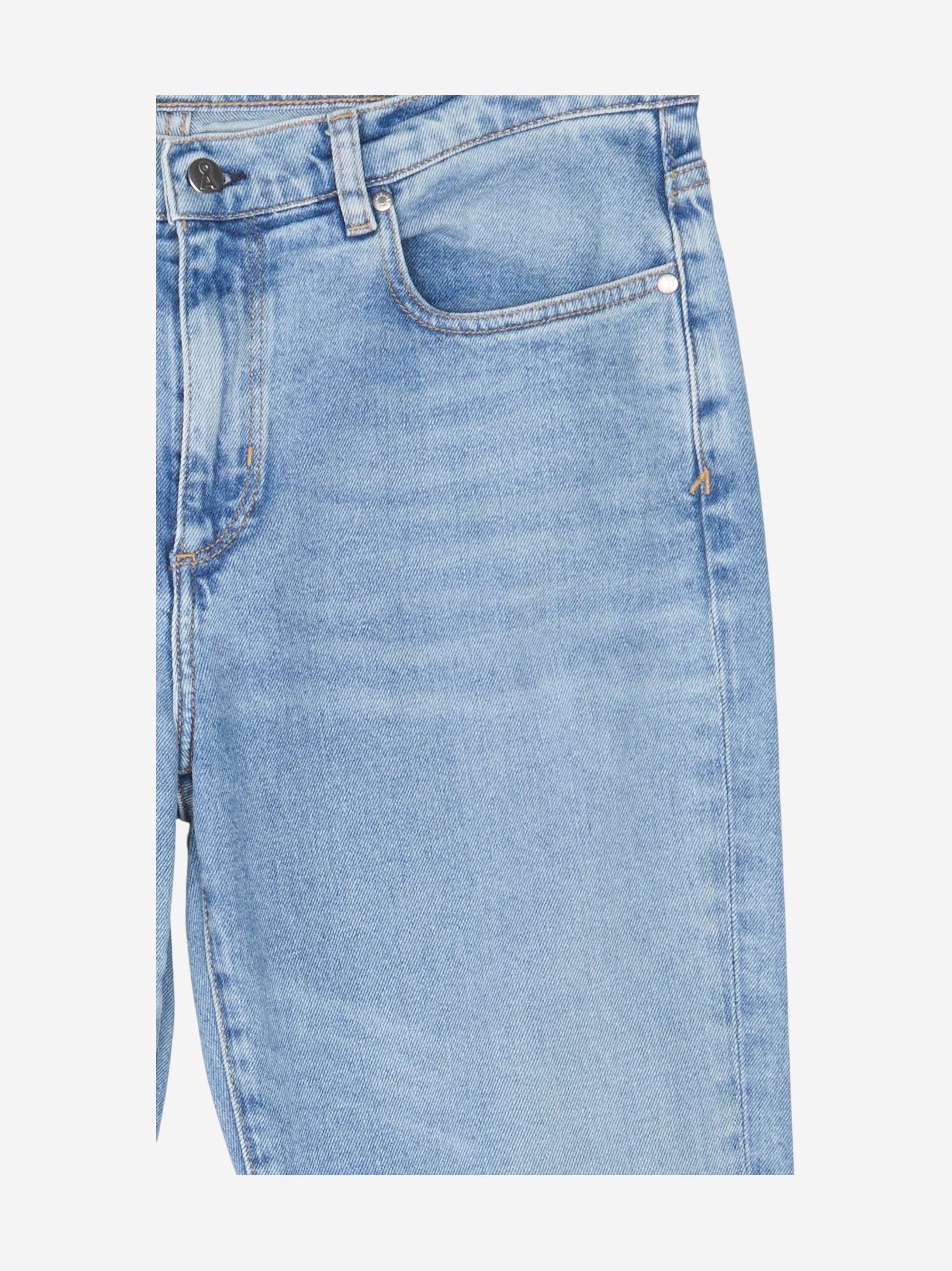 Jeans Mom