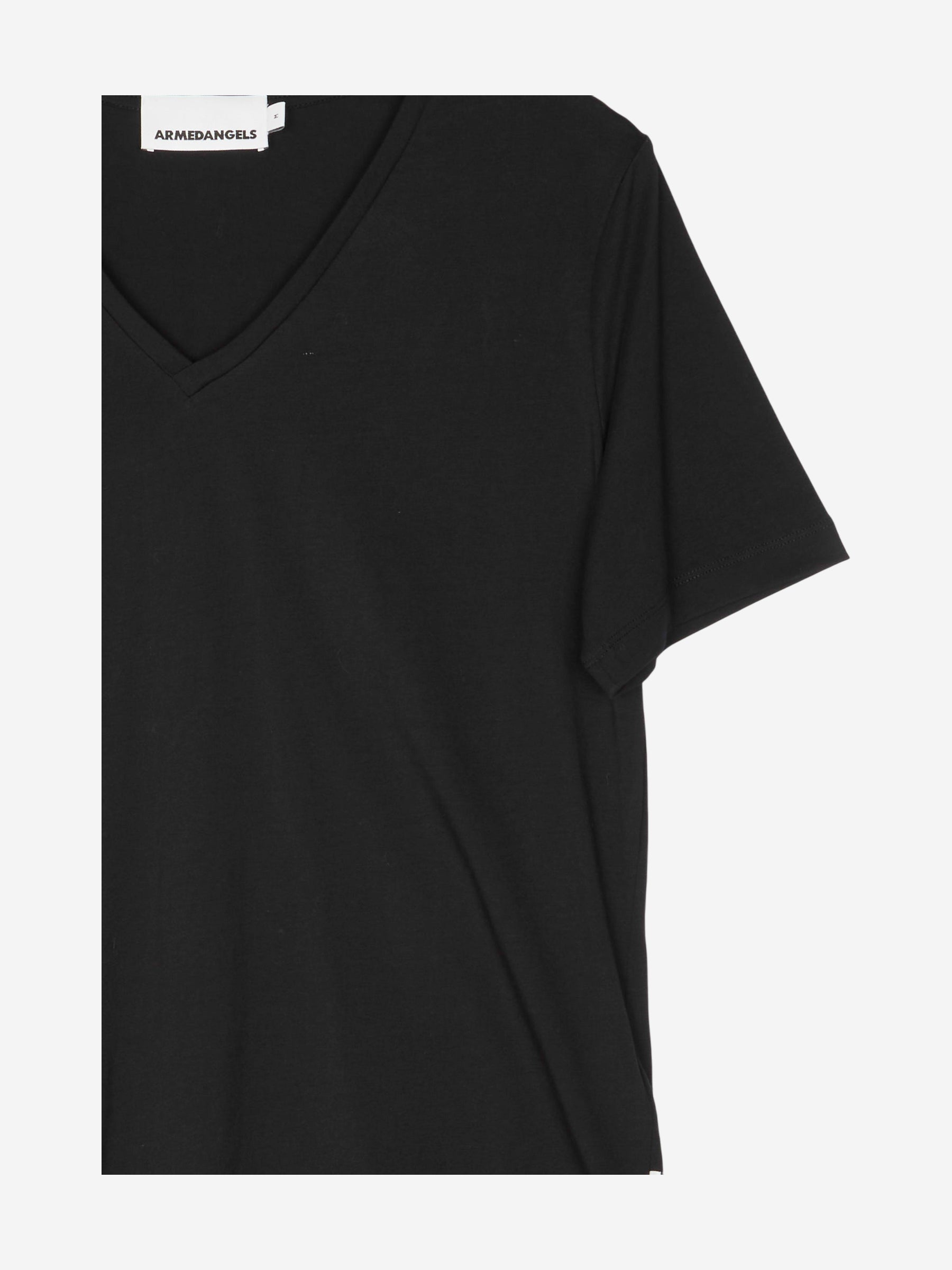 LUALAA V-NECK