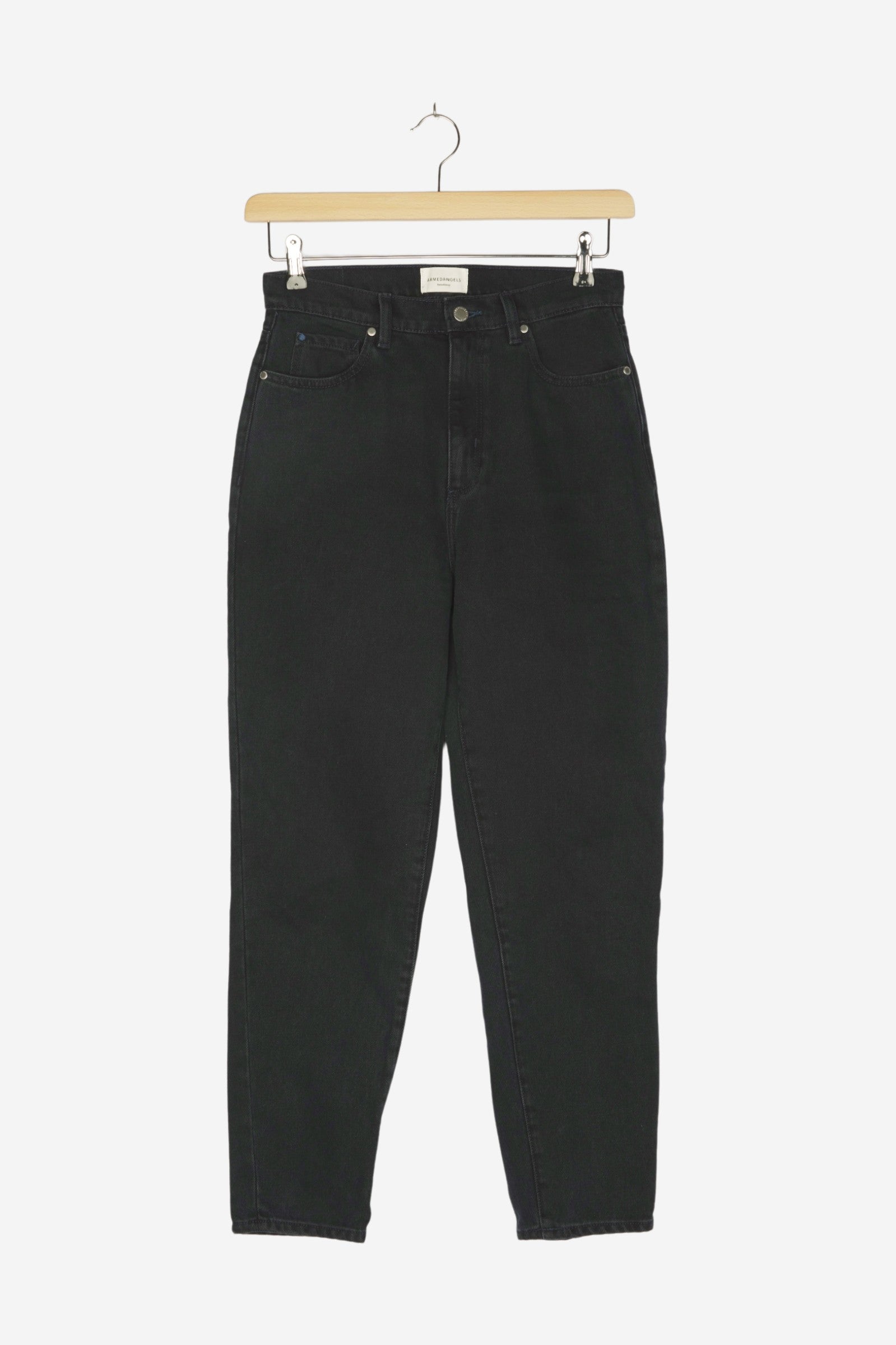 MAIRAA BLACKBLUE