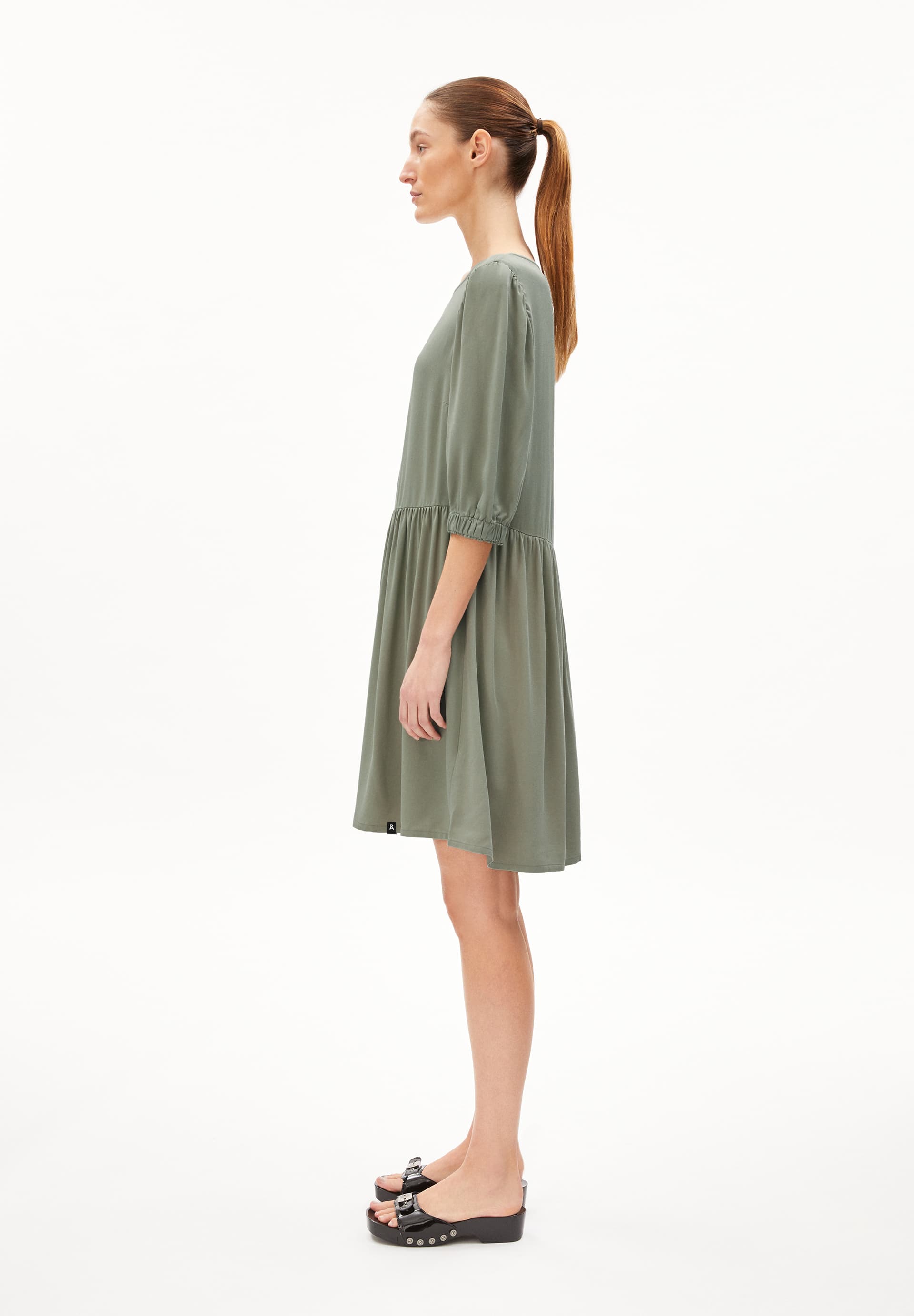 ROSEAA Relaxed model geweven jurk van LENZING™ ECOVERO™ viscose
