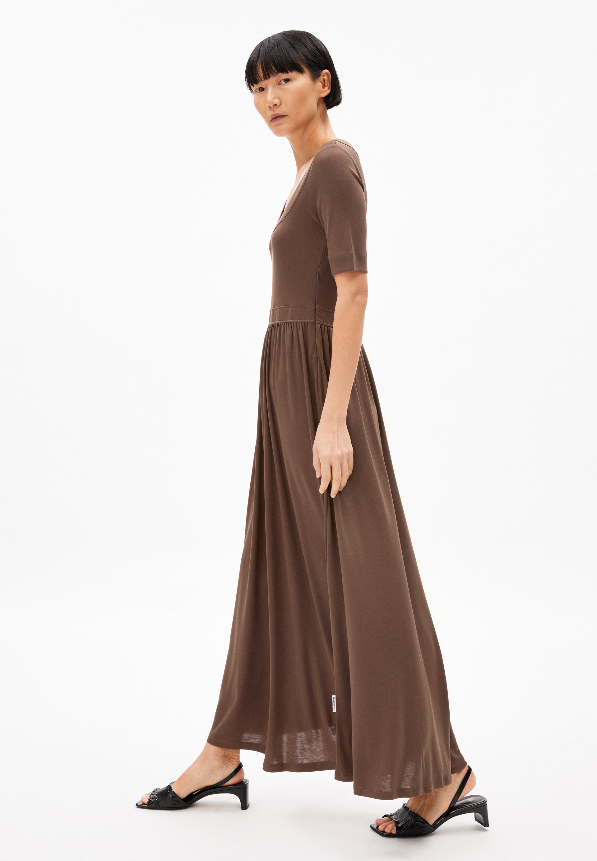 BERENIKAA Jerseykleid aus TENCEL™ Lyocell