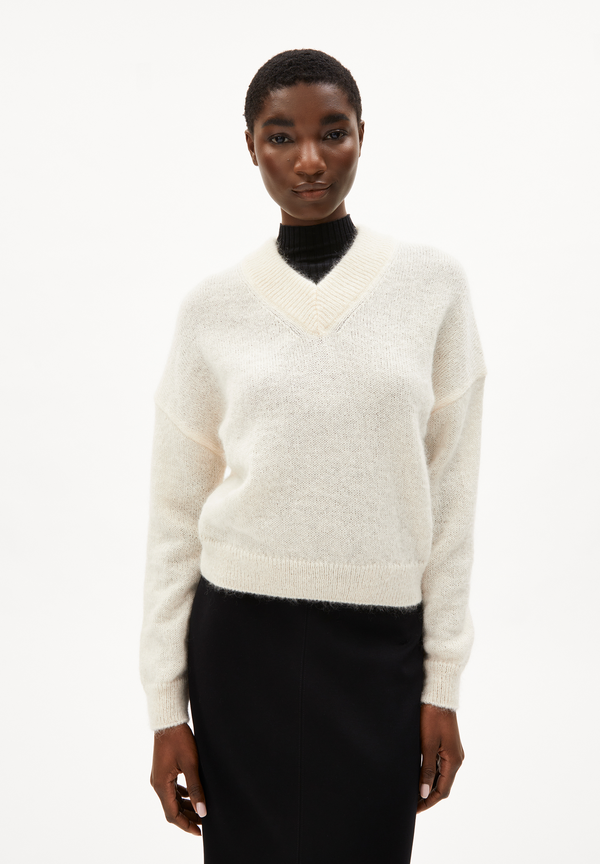 ALBASAA MOHAIR Pull coupe oversize en laine mohair mélangée