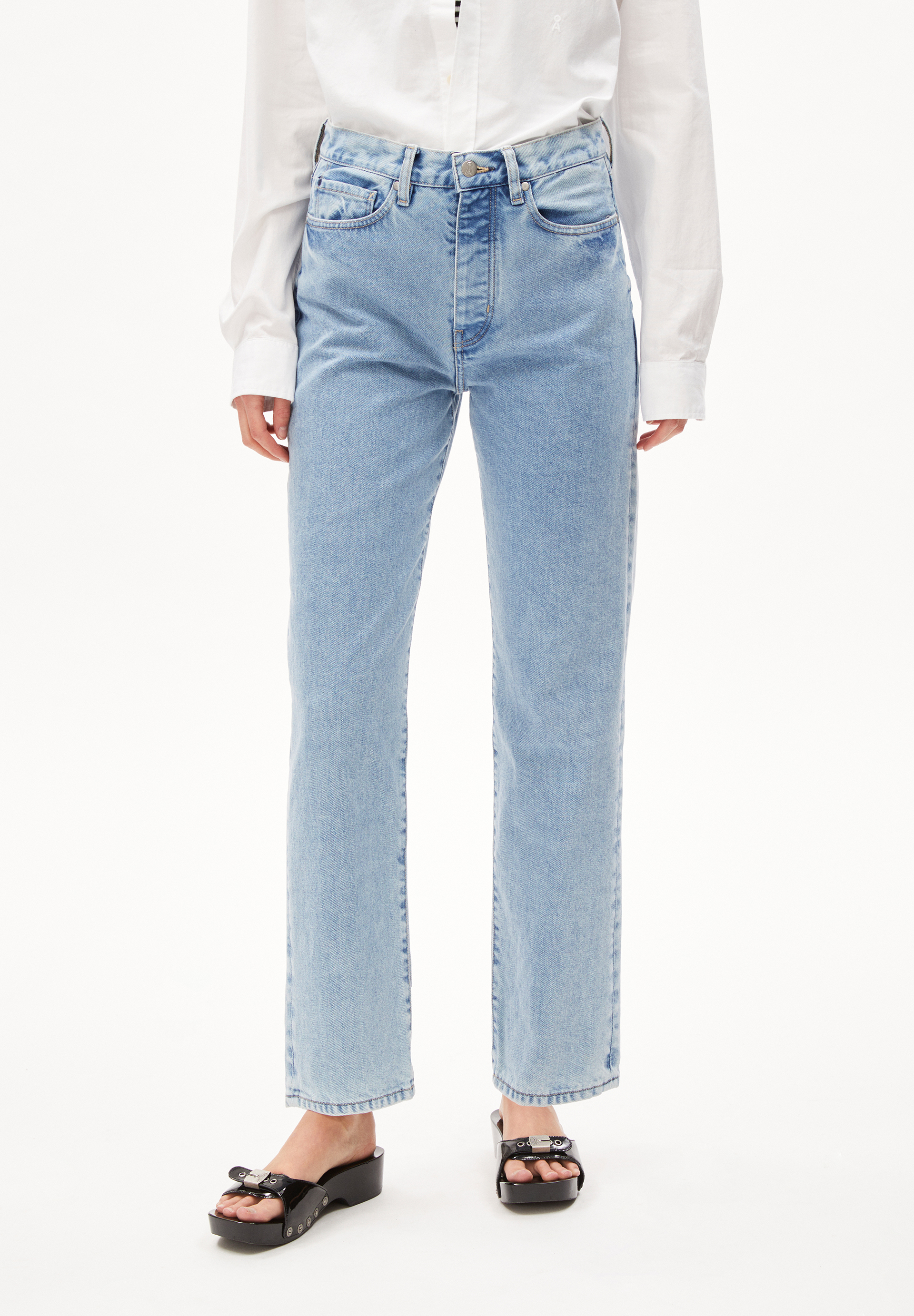 AAIKALA Jeans Straight Leg High Waist recycelte Baumwolle Non-Stretch