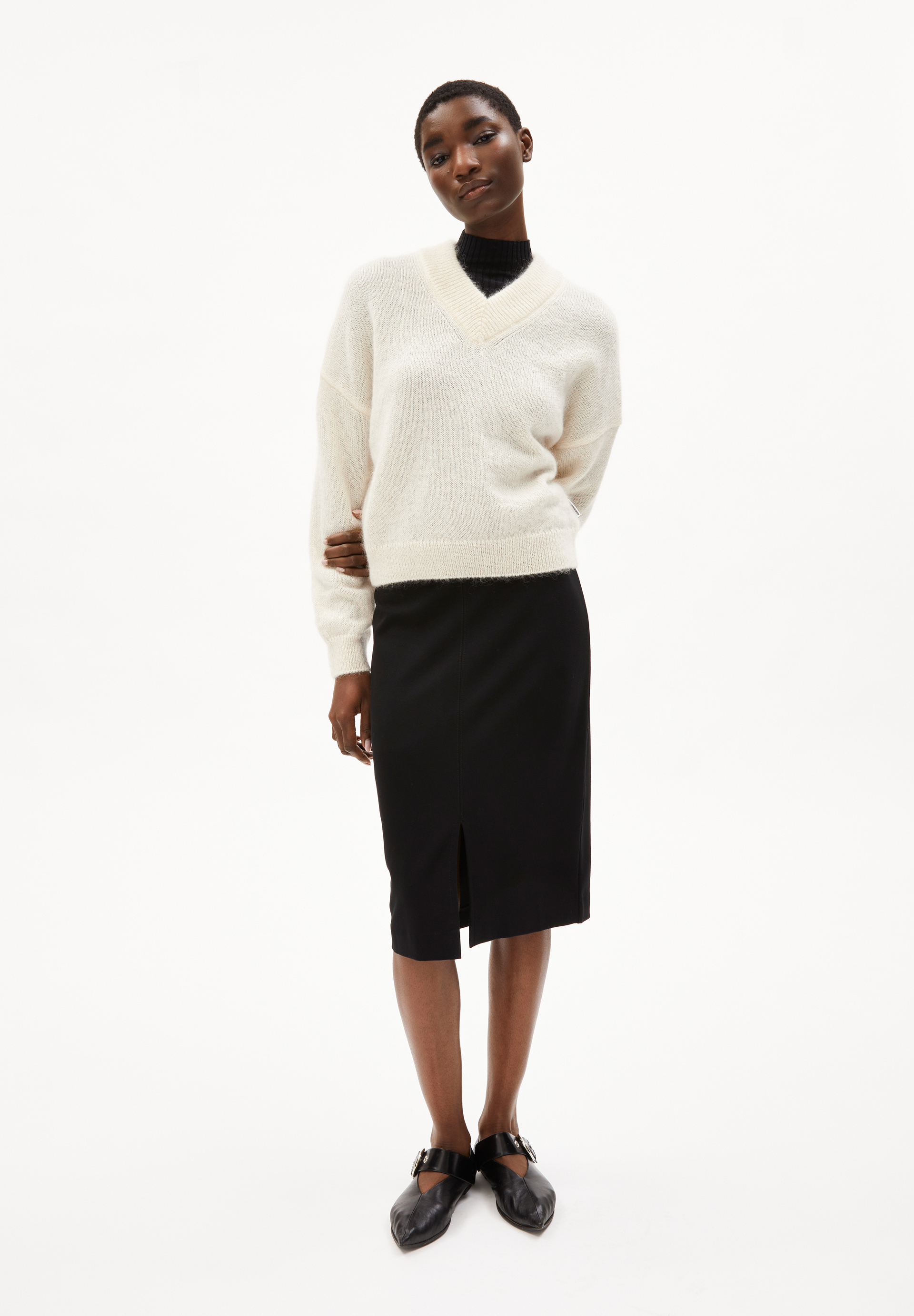ALBASAA MOHAIR Pull coupe oversize en laine mohair mélangée