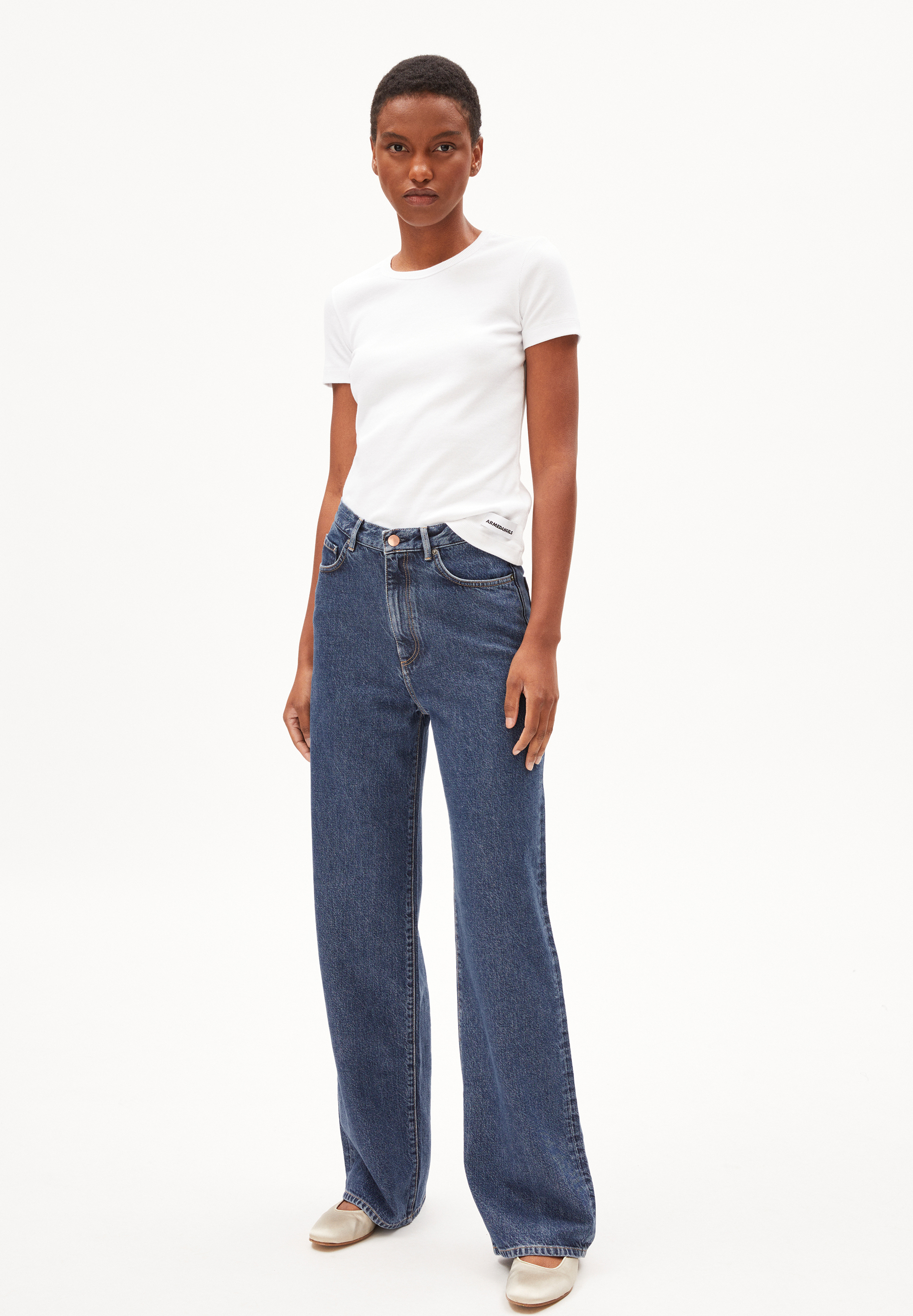 Denim ENIJAA FLOW in mountain blast by ARMEDANGELS