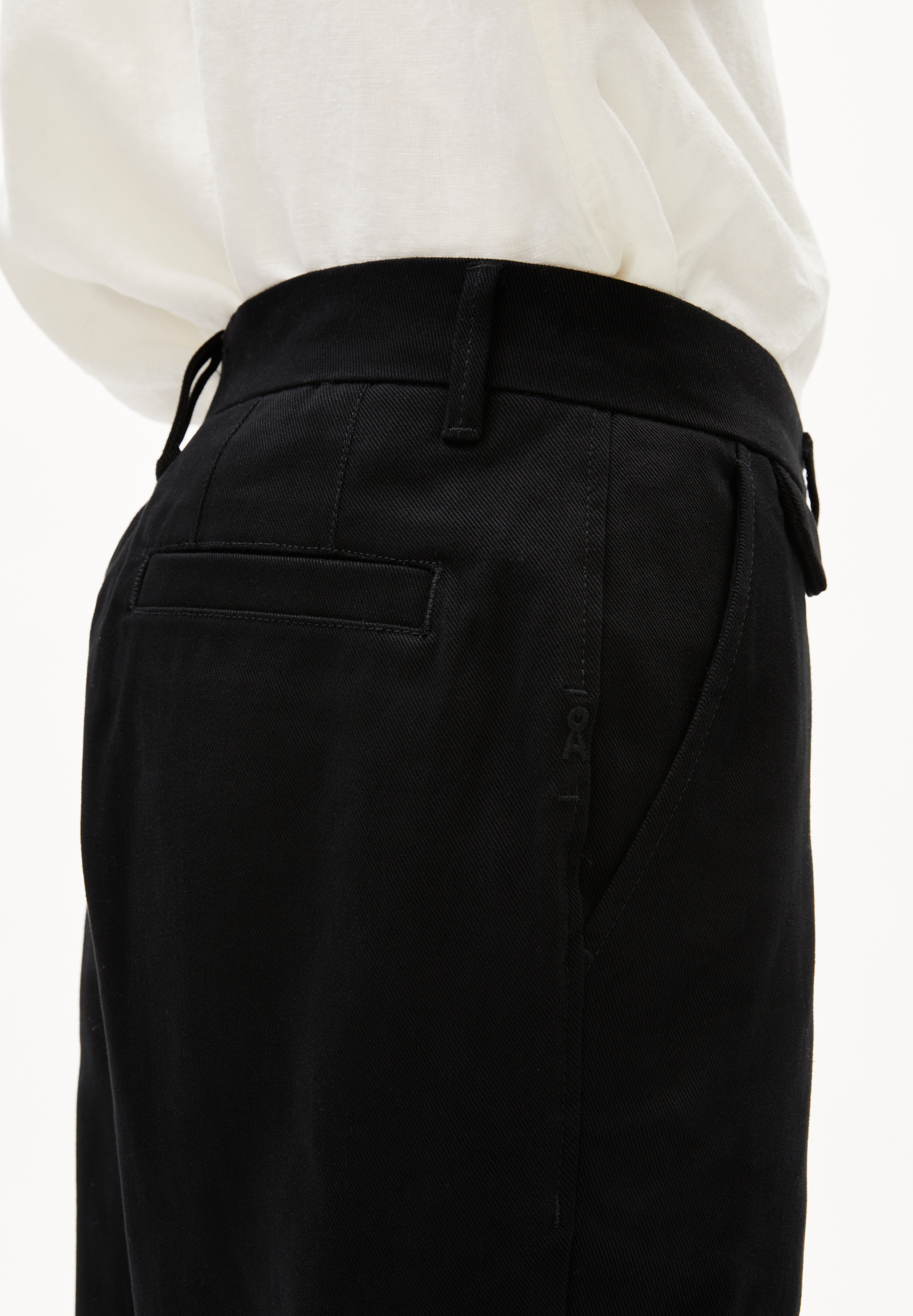 ALVAARO PREMIUM Premium chino broek met tapered fit van biologische katoenmix