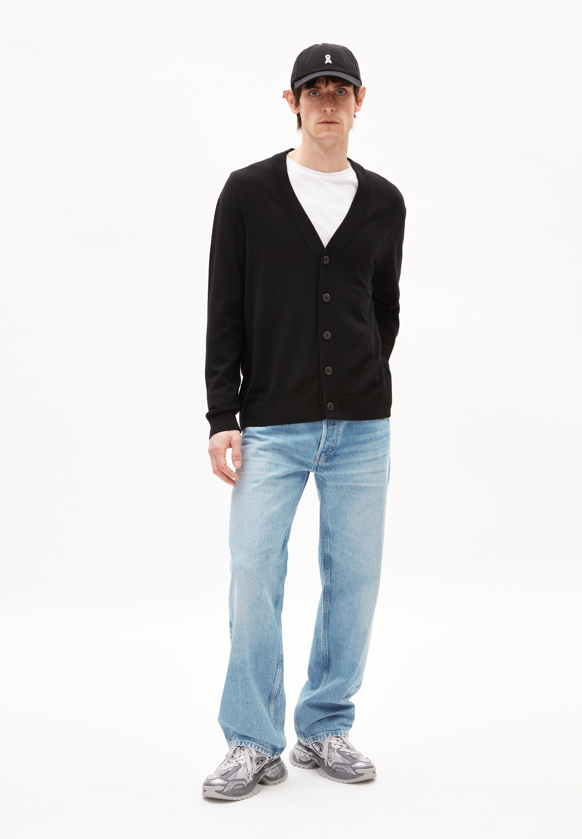 KAARDON ICONIC Strickjacke Relaxed Fit aus Bio-Merino Wolle