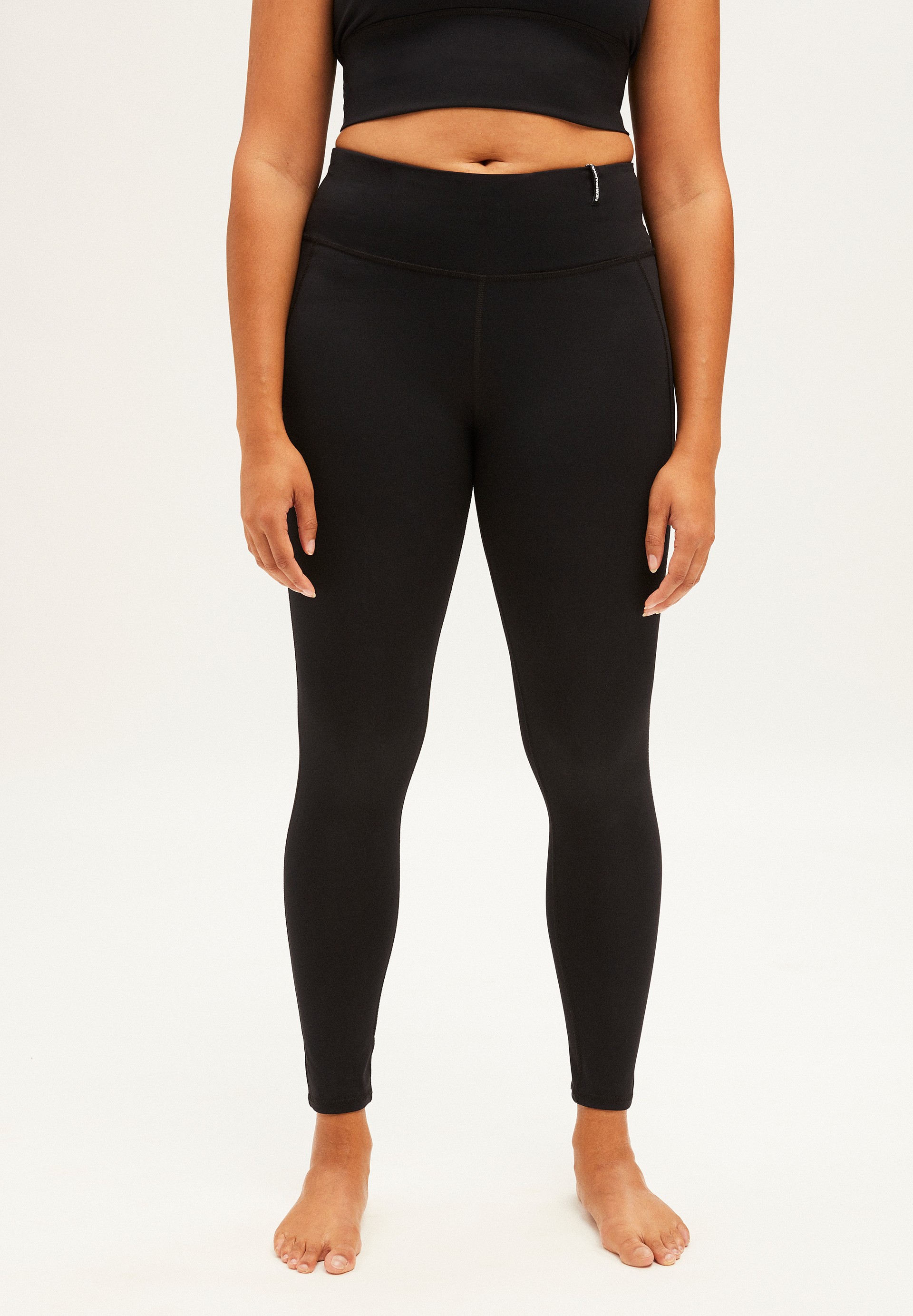 AASANA LI Activewear Leggings made of Polyamide Mix (recycled)