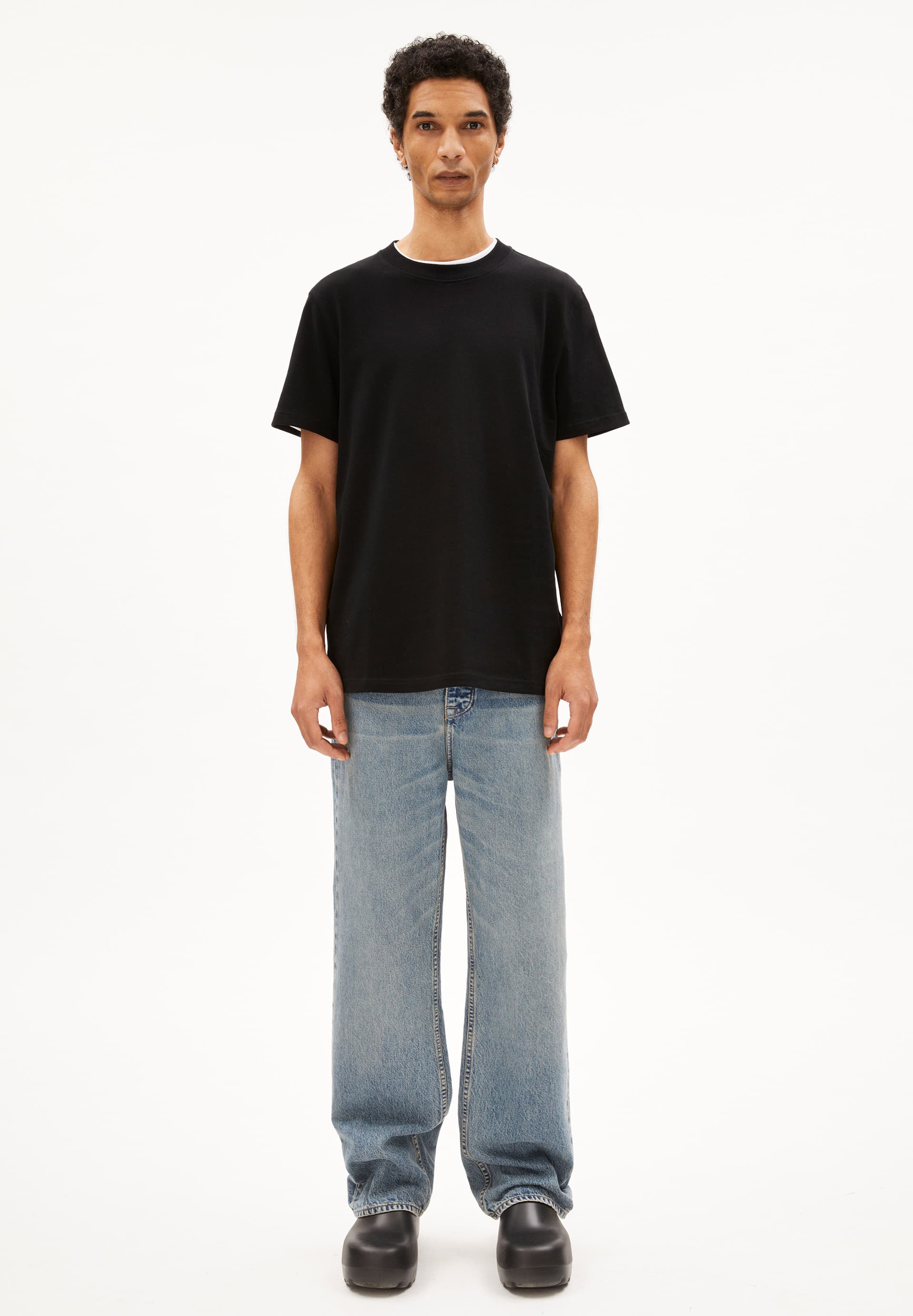MAARKOS Midweight T-Shirt made of recycled Cotton Mix