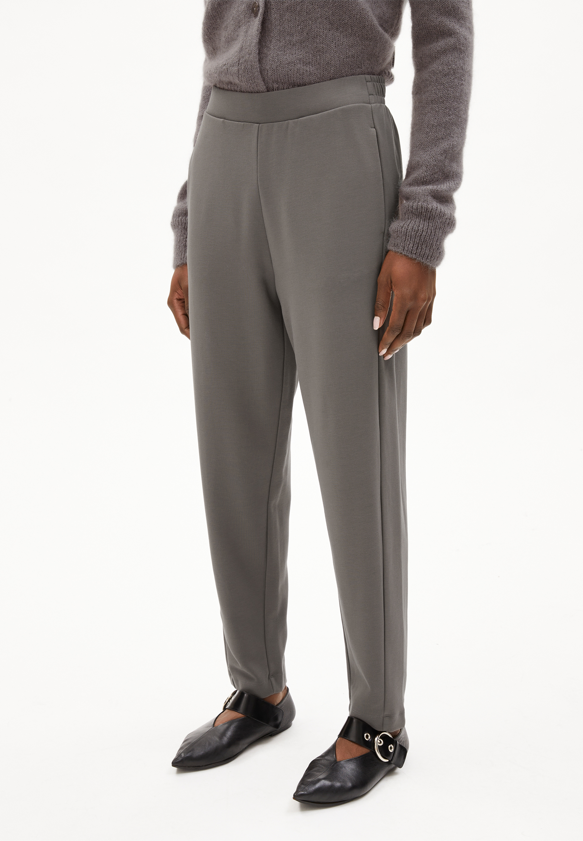 MAGDAALENA Jerseyhose aus LENZING™ ECOVERO™ Viskose Mix