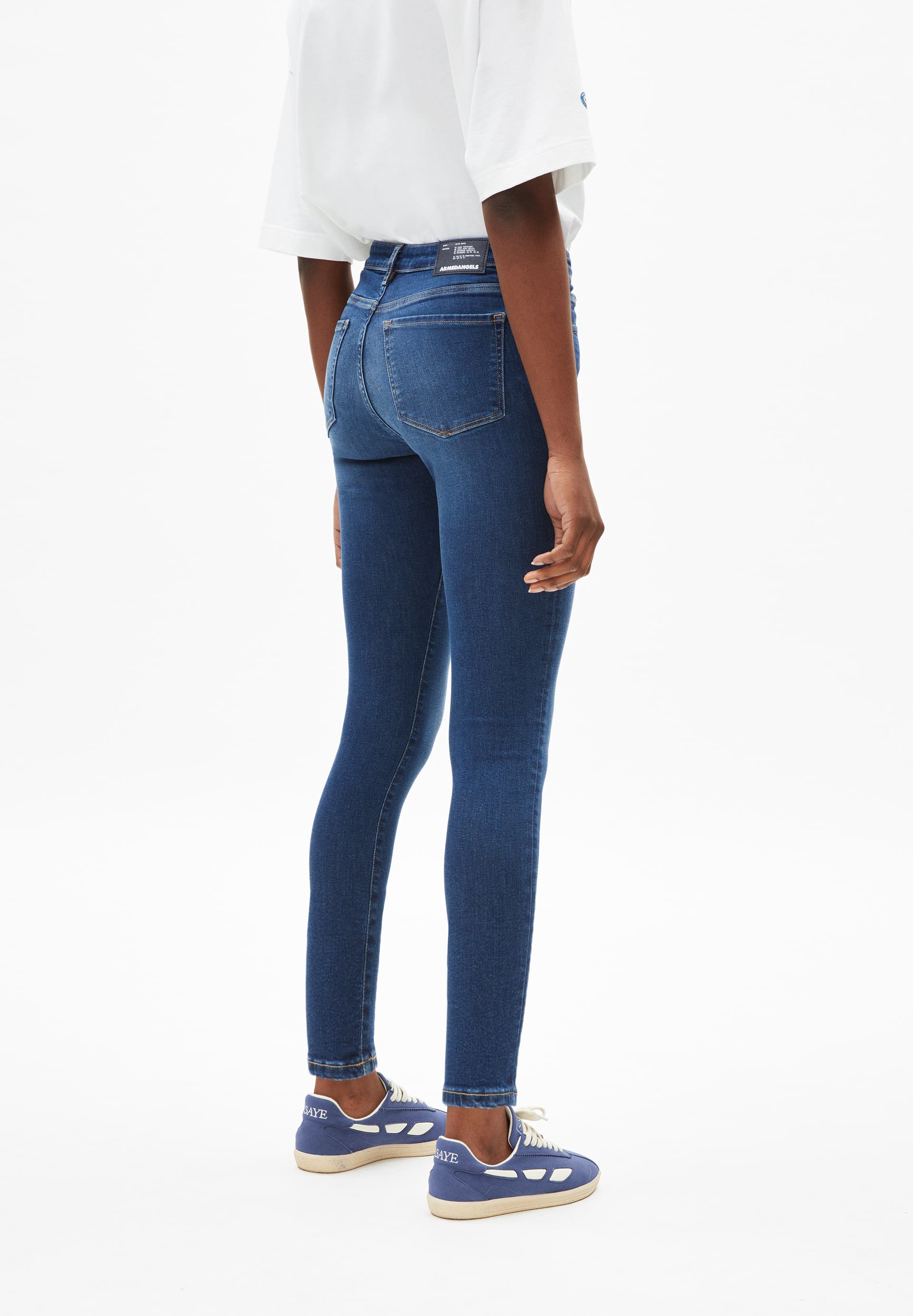 TILLAA X STRETCH Skinny fit midden taille in biokatoenmix