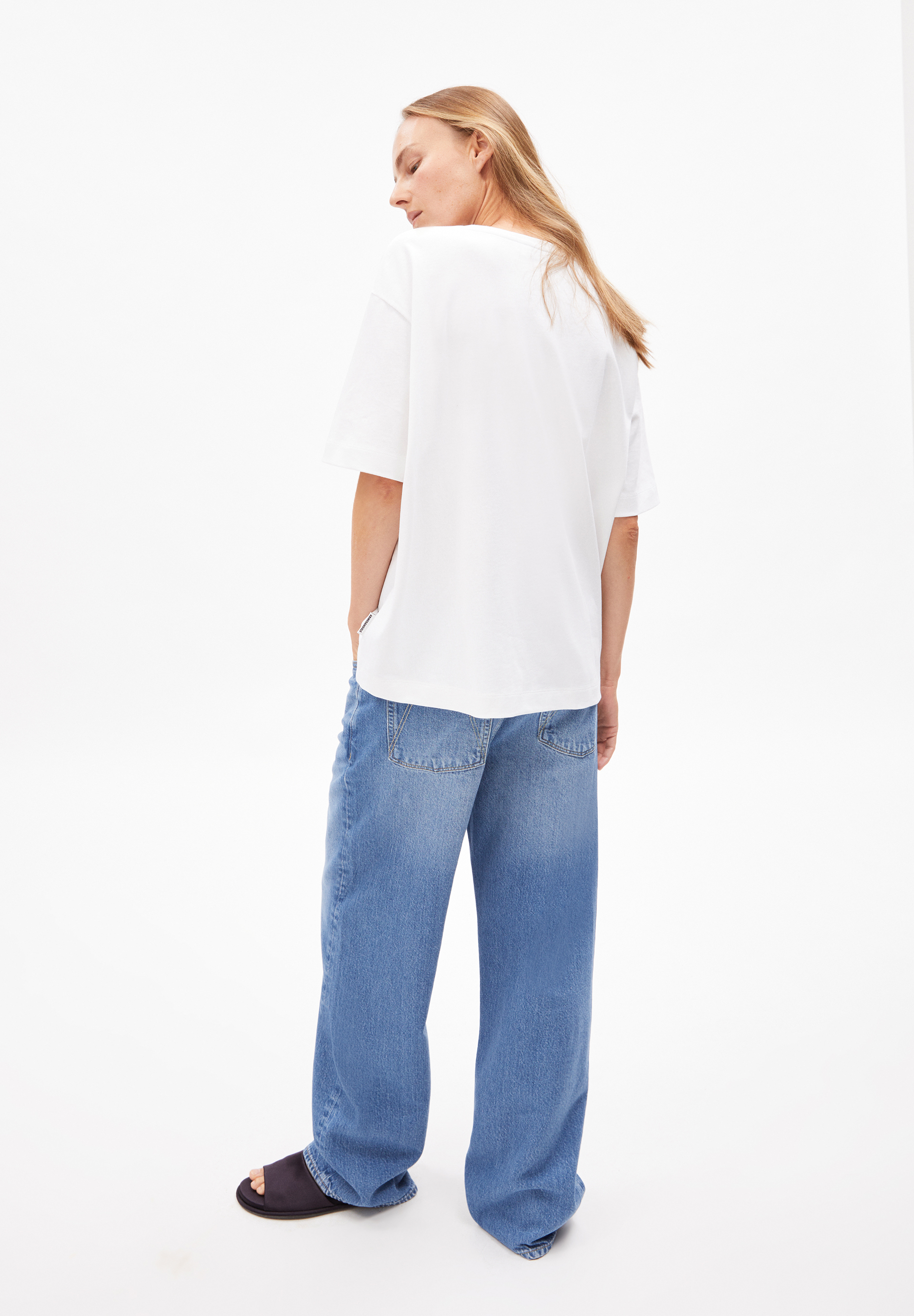 GIANNAA T-Shirt made of recycled Cotton Mix
