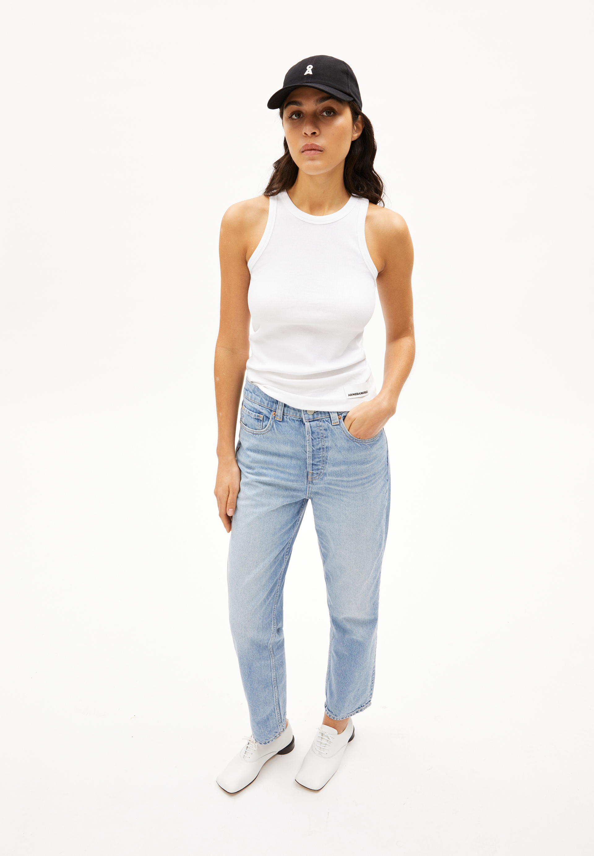 AAIKALA Straight Jeans High Waist recycled cotton