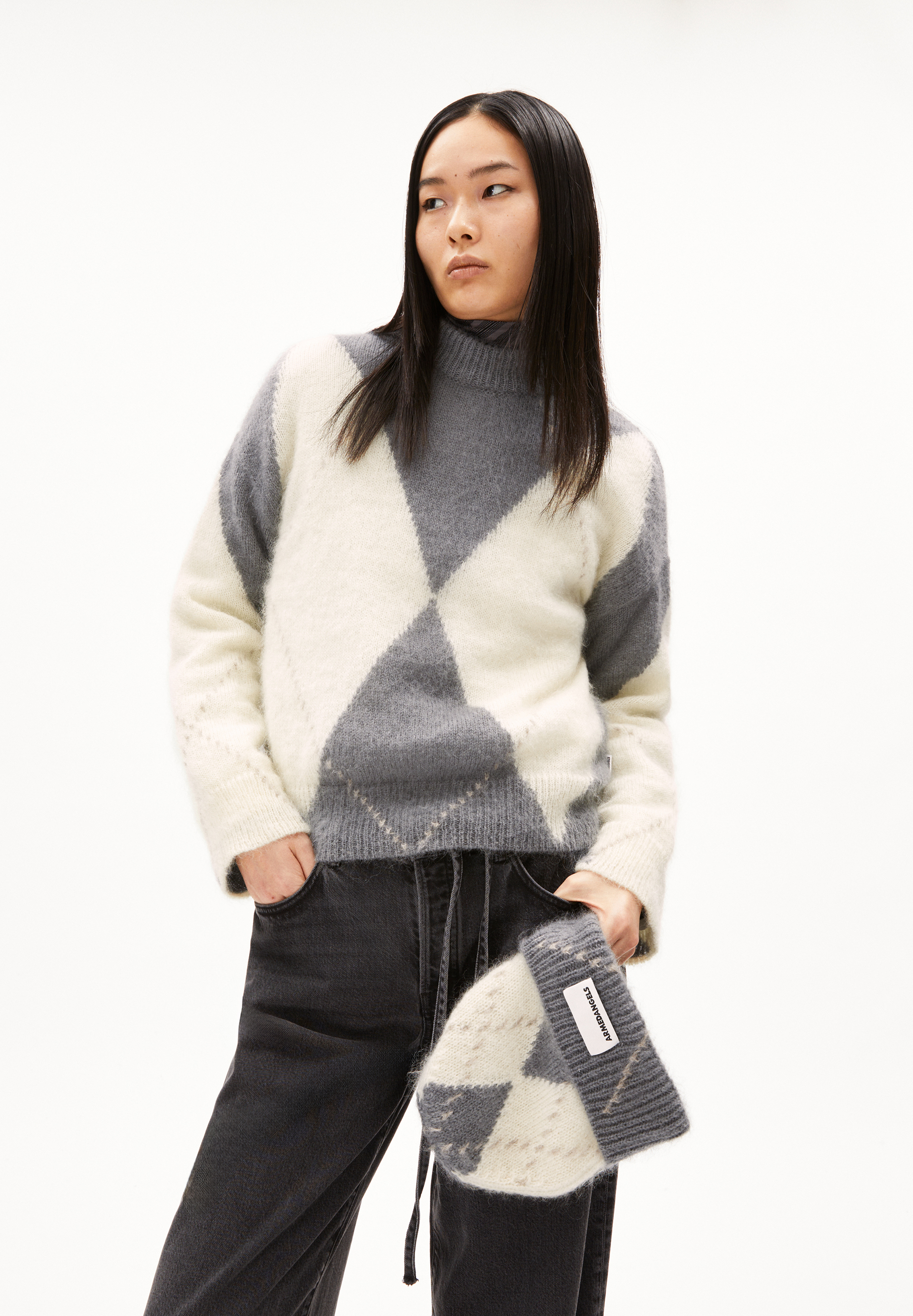 GWYNEIRAA ARGYLE Pull coupe ample en laine mohair mélangée