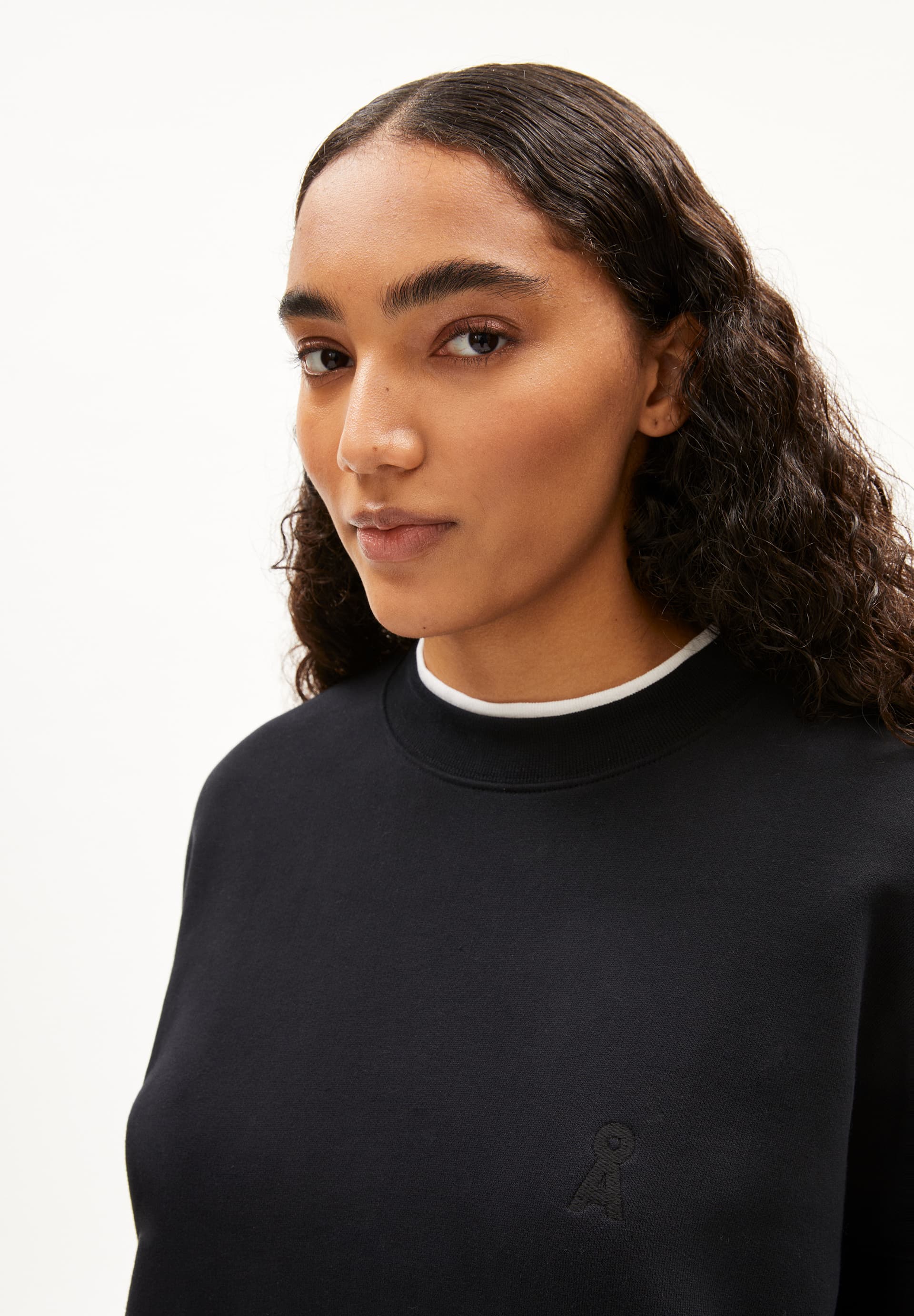 ALIZAA Sweatshirt Oversized Fit aus Bio-Baumwolle