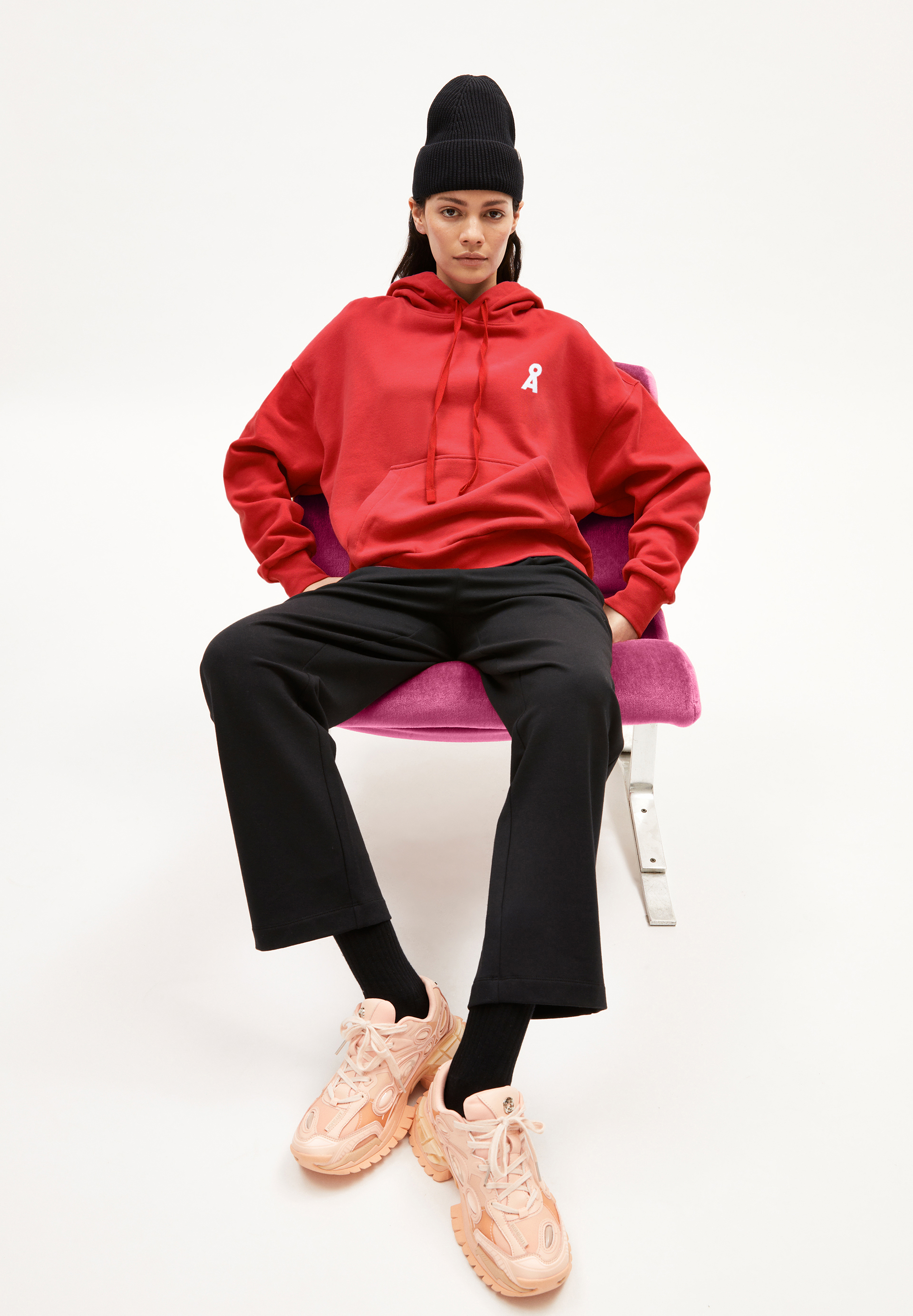 ICONIC Å FRANCISARAA Sweathoodie made of Organic Cotton