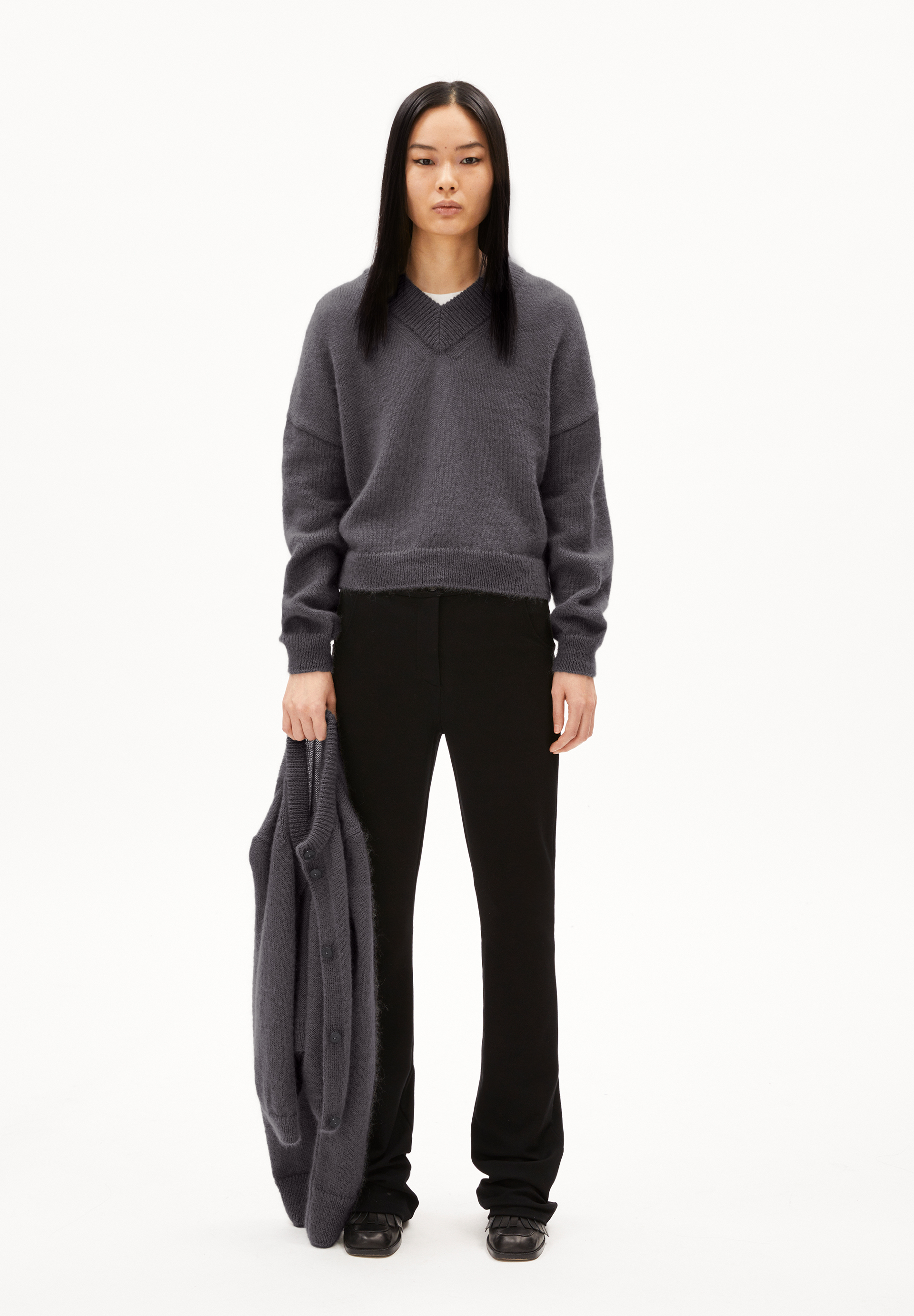 ALBASAA MOHAIR Pull coupe oversize en laine mohair mélangée