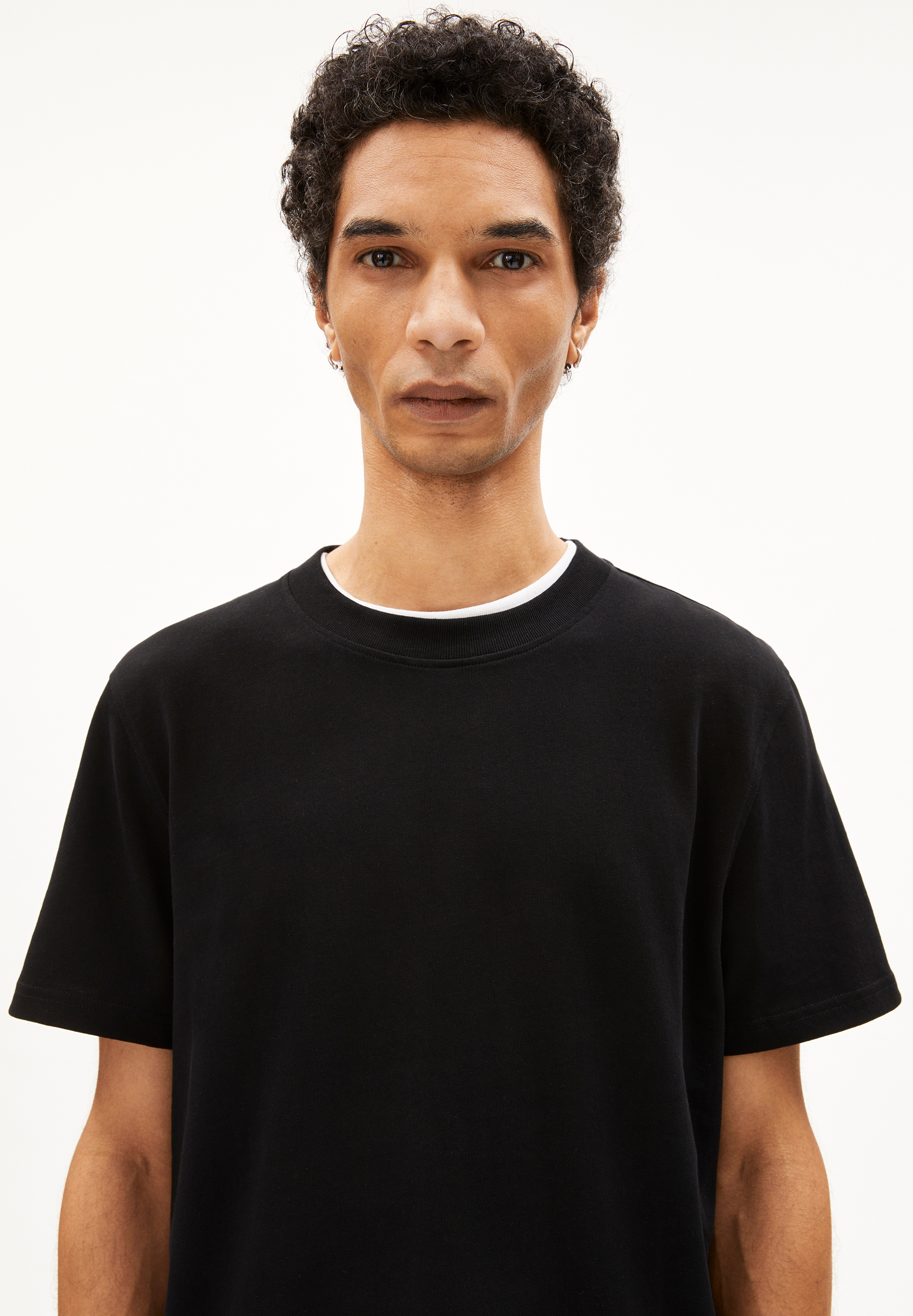 MAARKOS Midweight T-Shirt made of recycled Cotton Mix