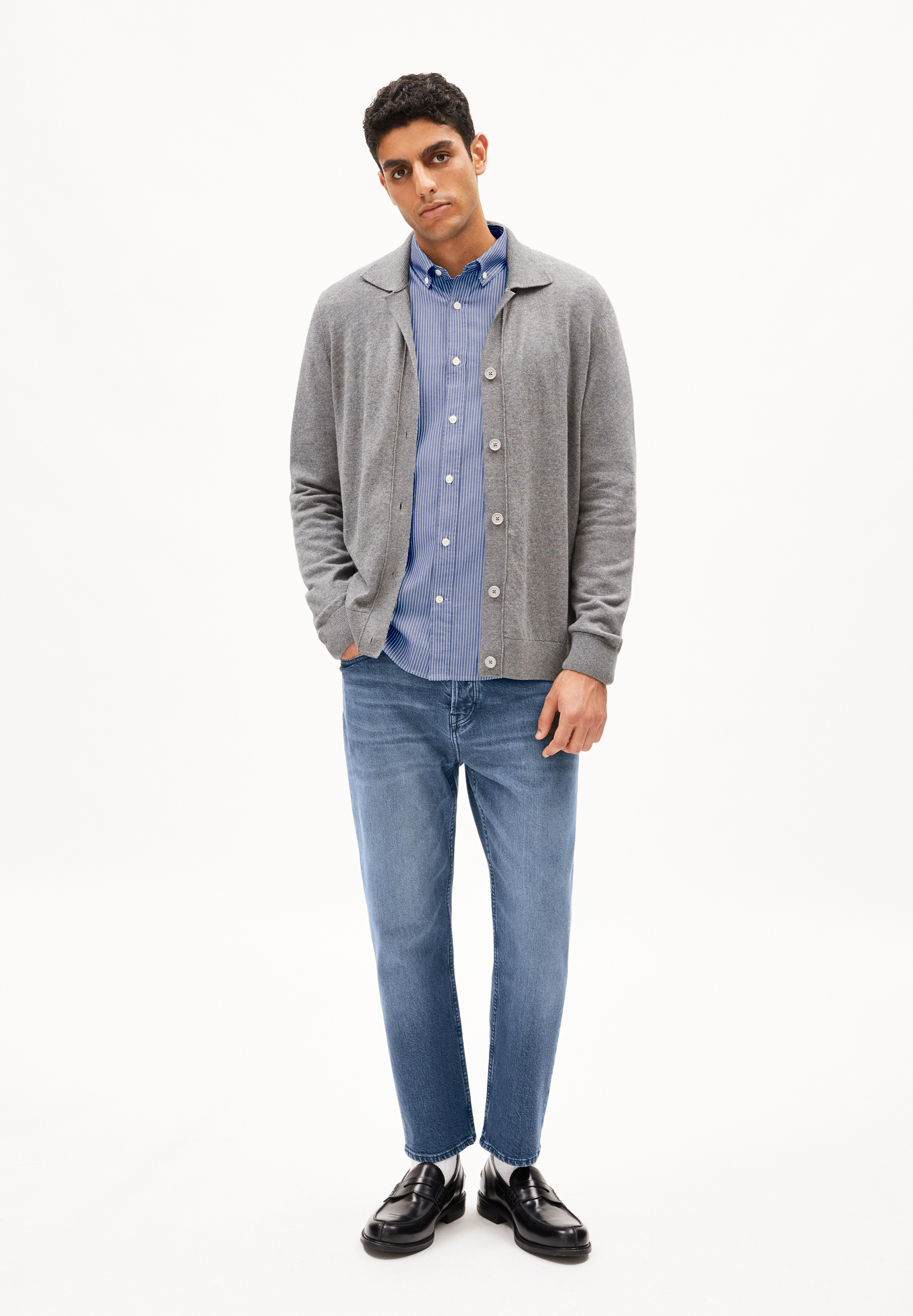 FAAUSTOS Veste en maille coupe standard en laine mérinos bio mélangée