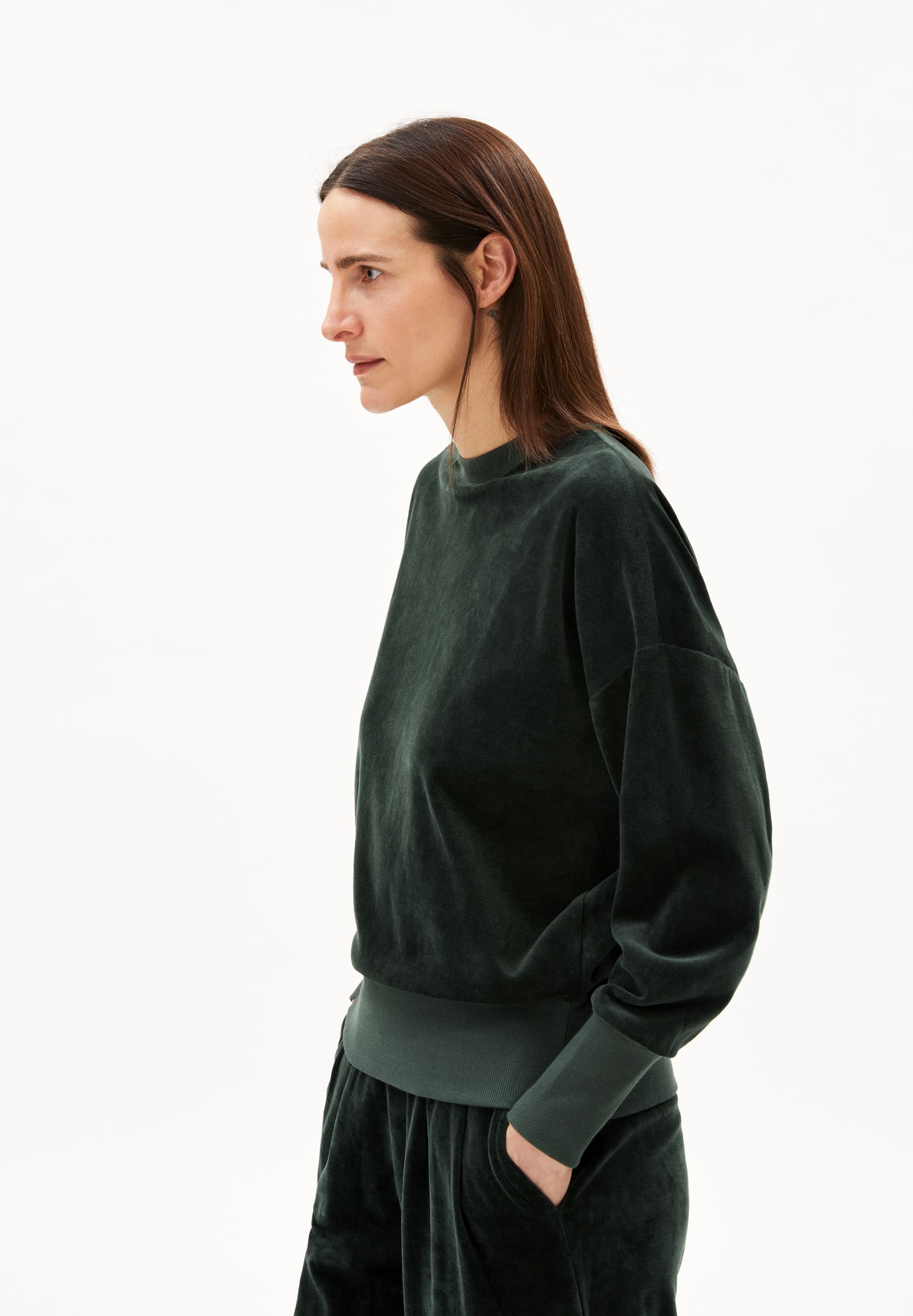 AANNY LOU VELVET Sweatshirt Regular Fit aus Bio-Baumwolle