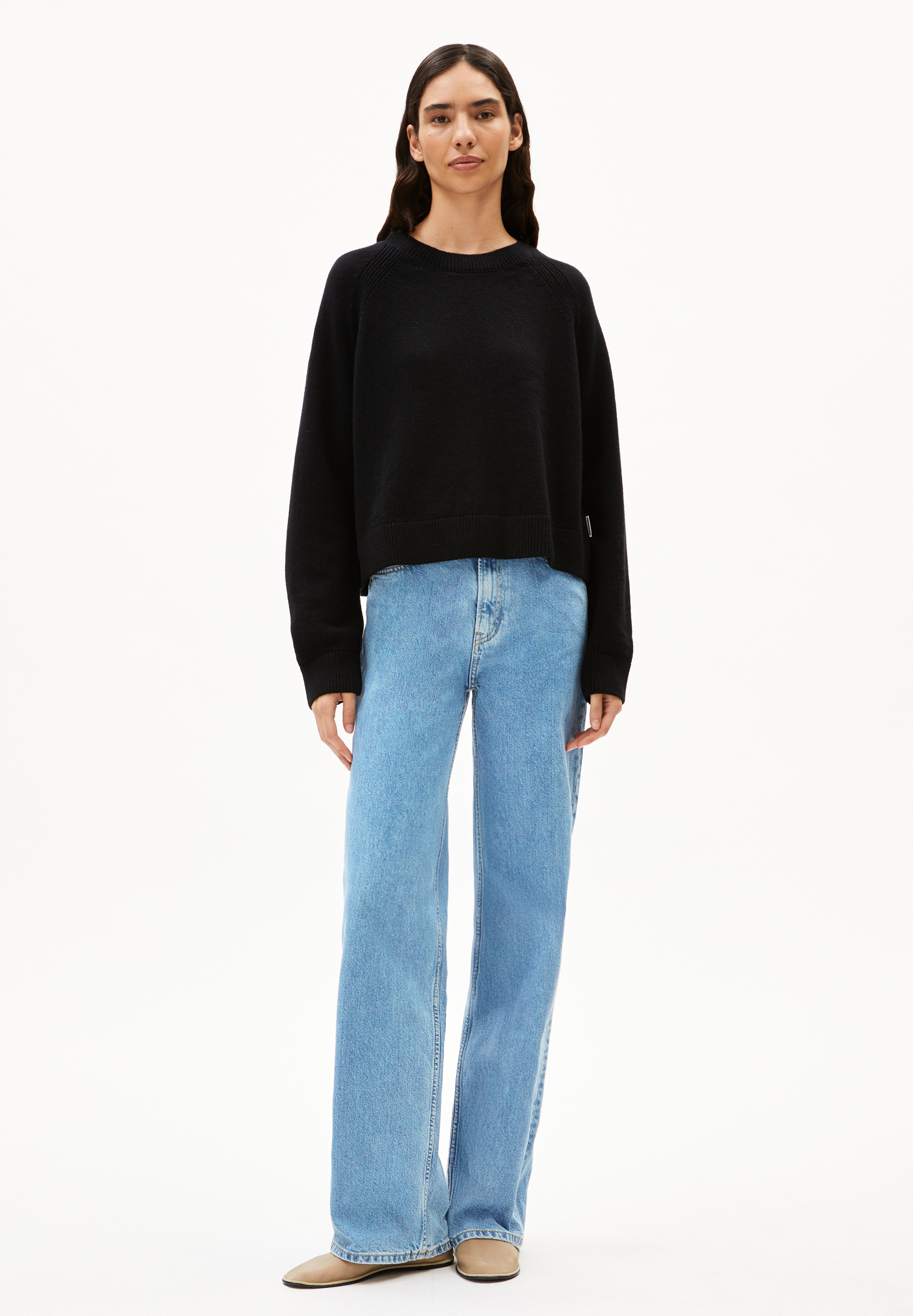 DILIRIAA REGLANA Pull coupe ample en laine bio mélangée