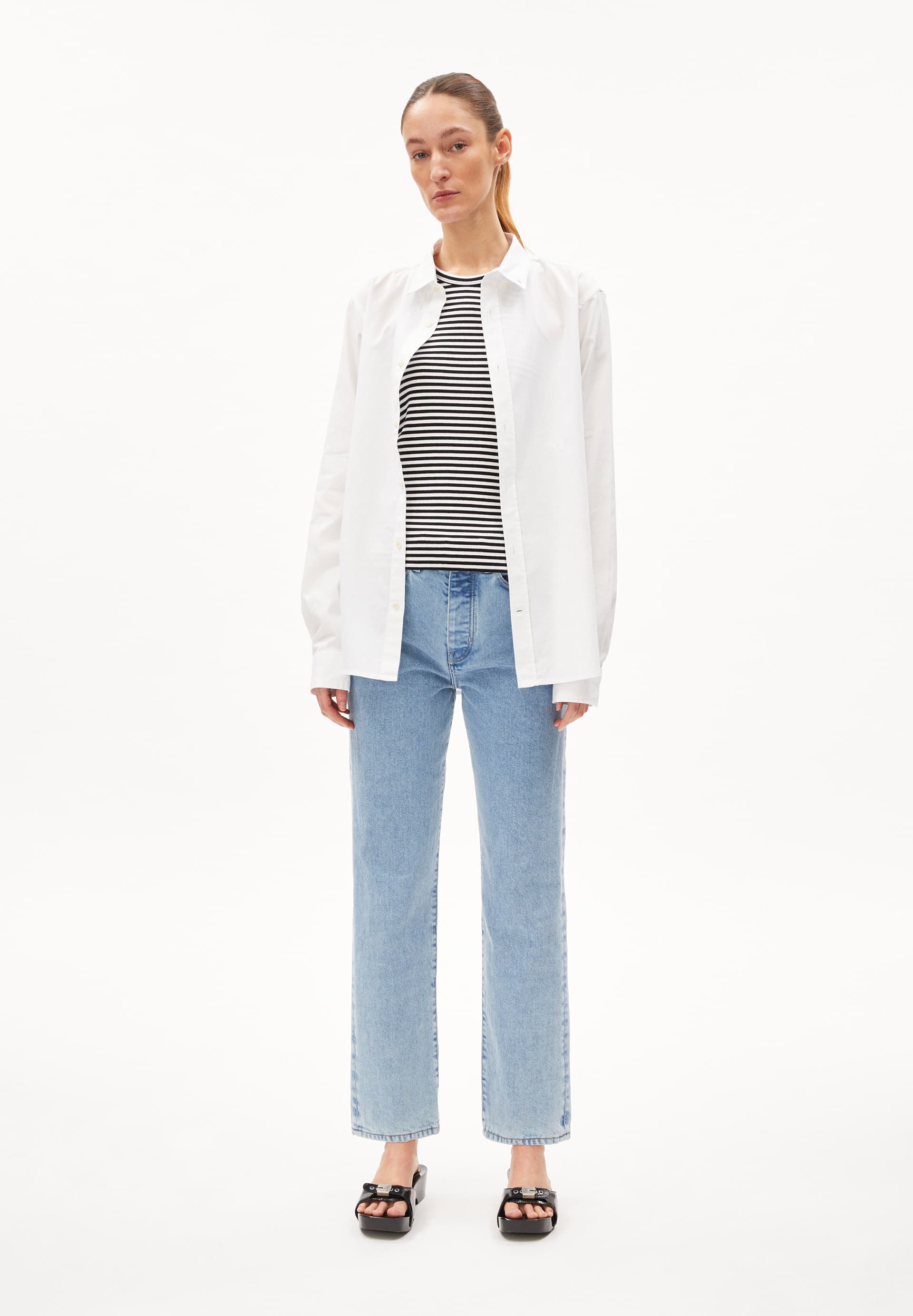 AAIKALA Jeans Straight Leg High Waist recycelte Baumwolle Non-Stretch