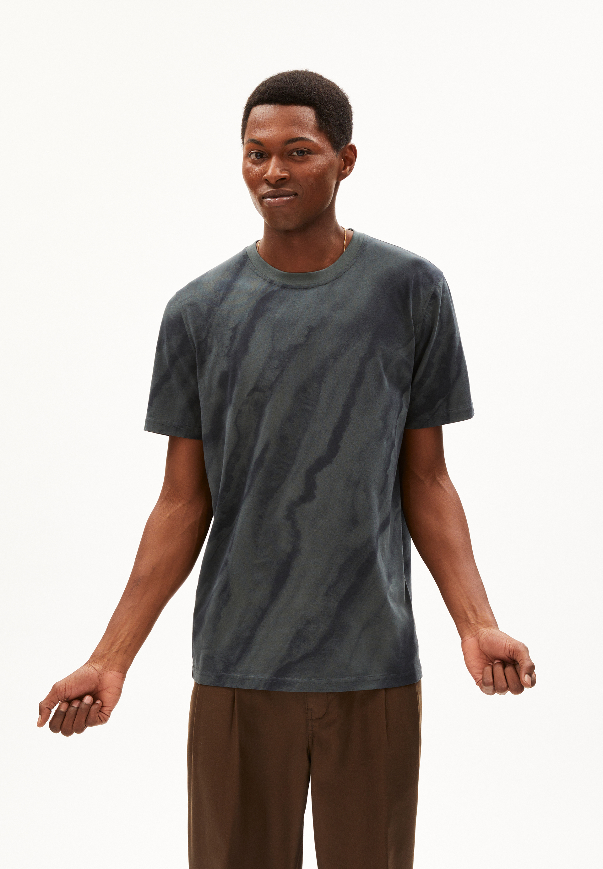 AADONI EARTH T-Shirt Relaxed Fit aus Bio-Baumwolle