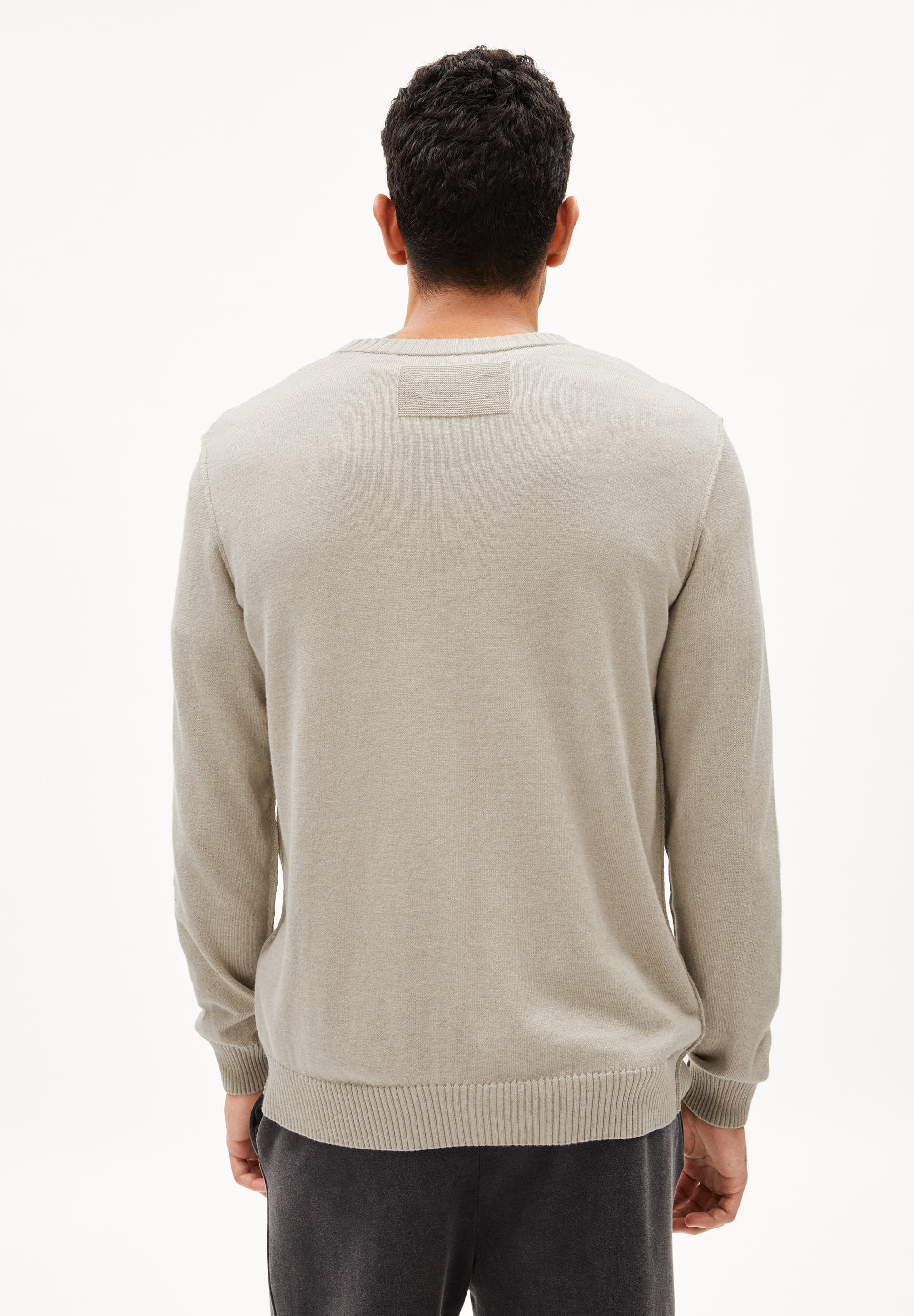 HORAACIOS Pull coupe standard en laine mérinos bio mélangée