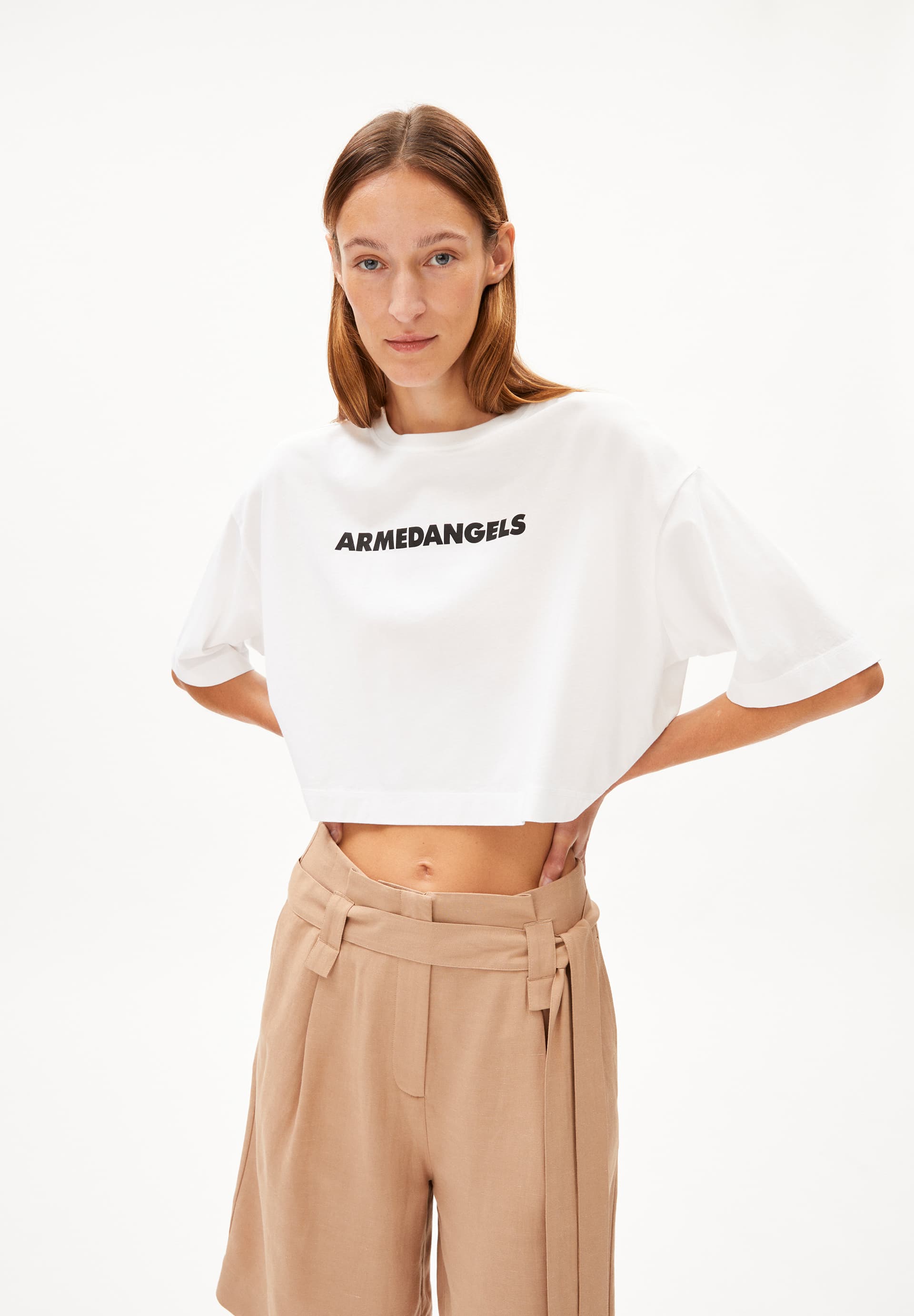 LARIAA ARMEDANGELS T-Shirt Oversized Fit aus Bio-Baumwolle