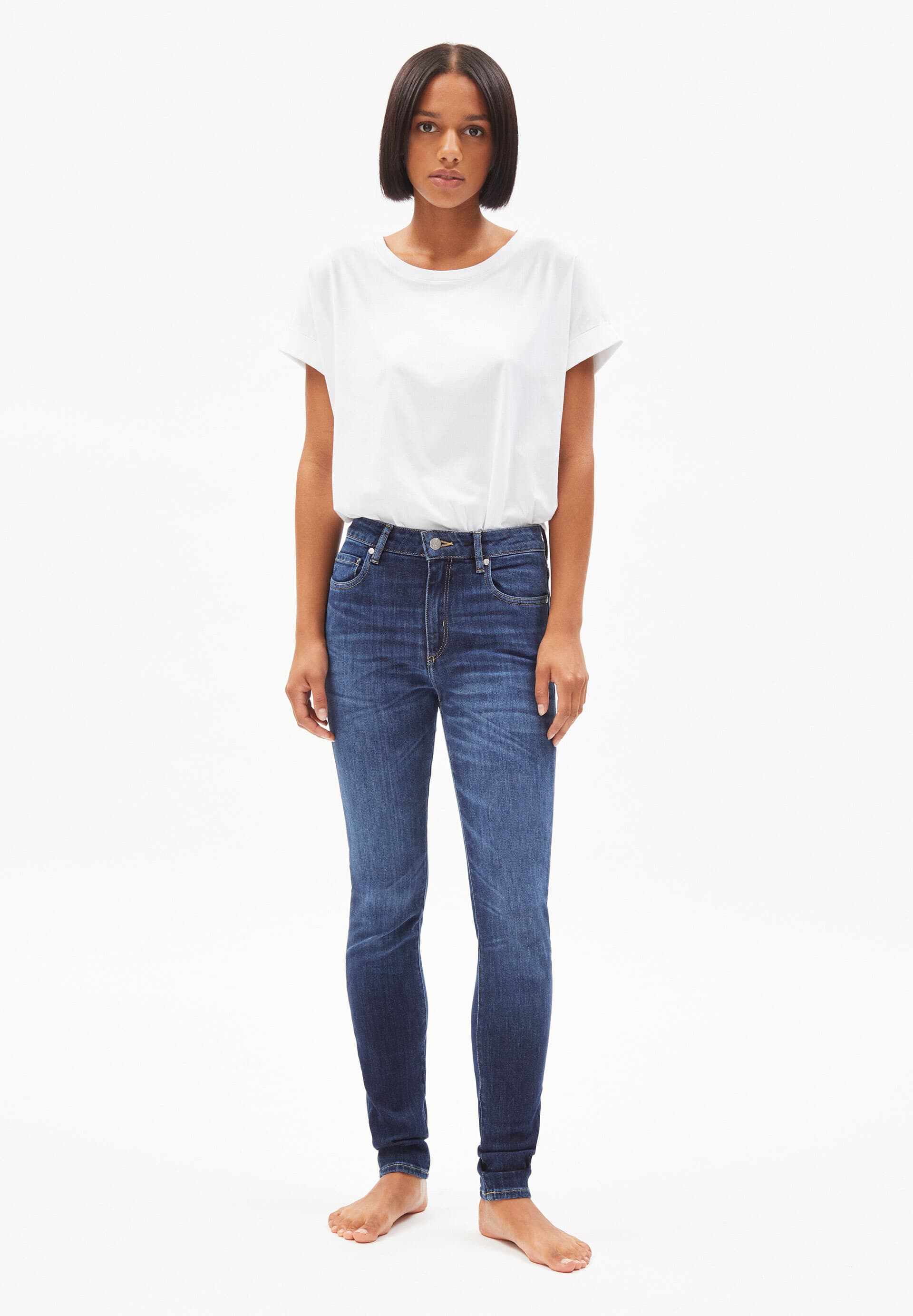 TILLAA Skinny Fit Mid Waist en mélange de coton bio