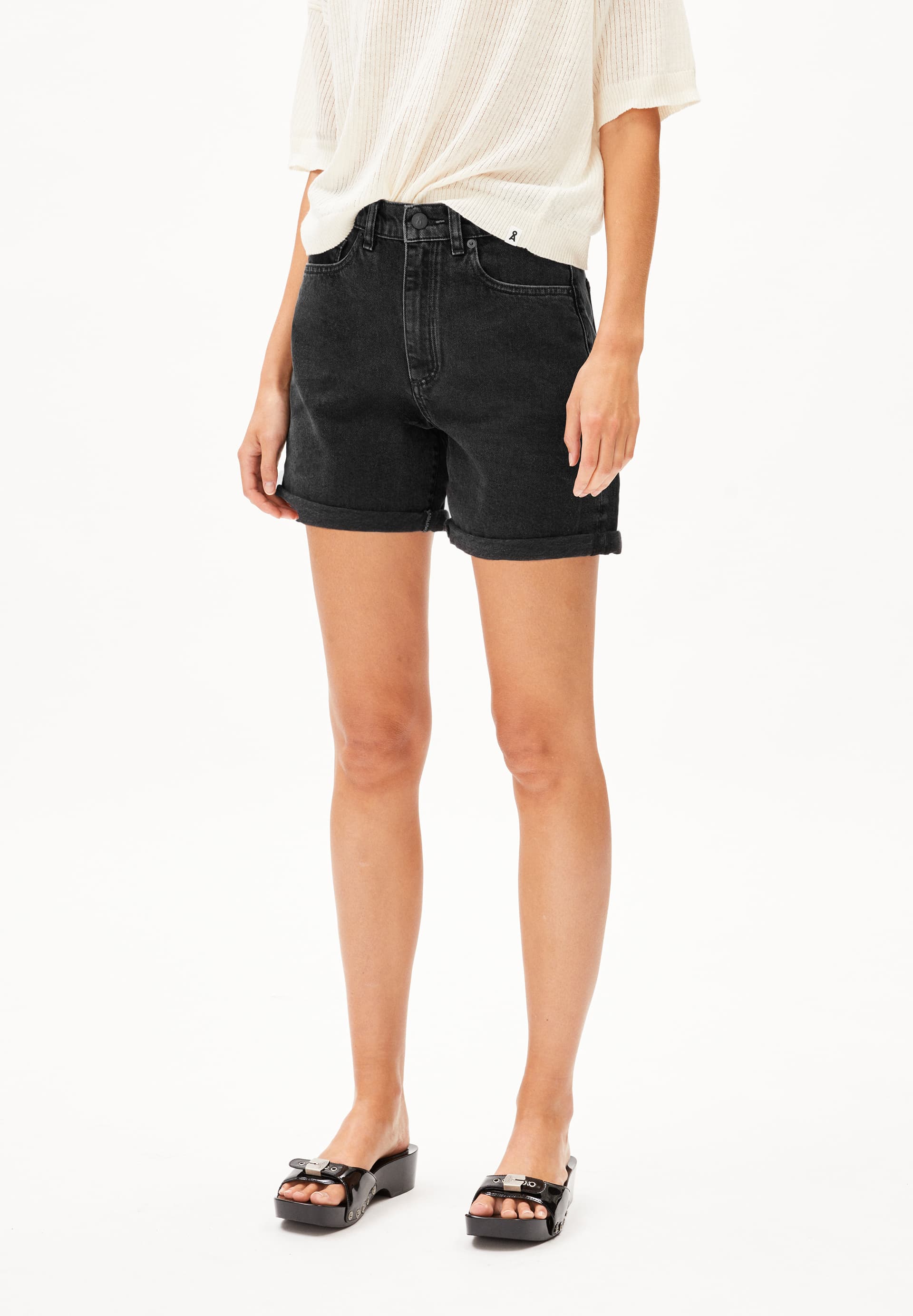 SHEAARI Jeans Shorts aus recyceltem Baumwoll Mix