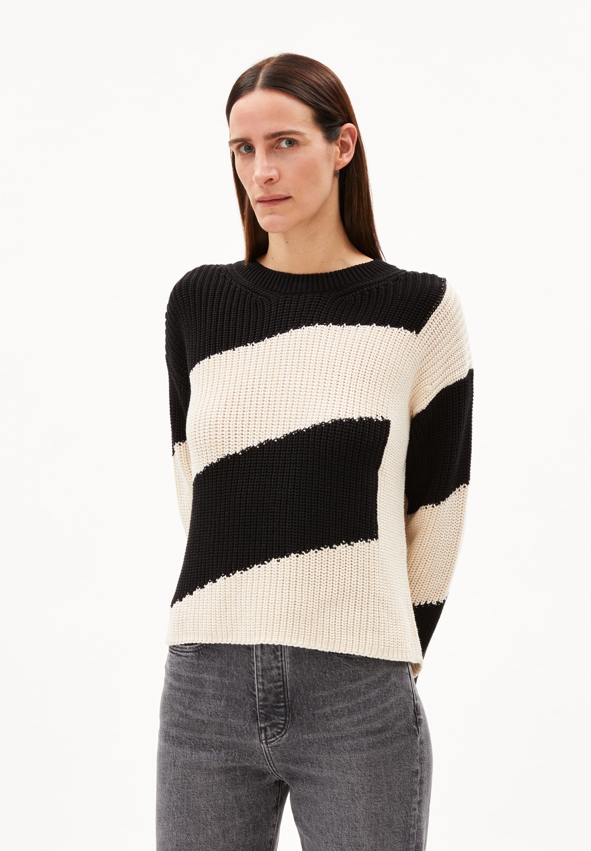 NURIAAS BLOCKSTRIPES Pullover Loose Fit aus Bio-Baumwolle