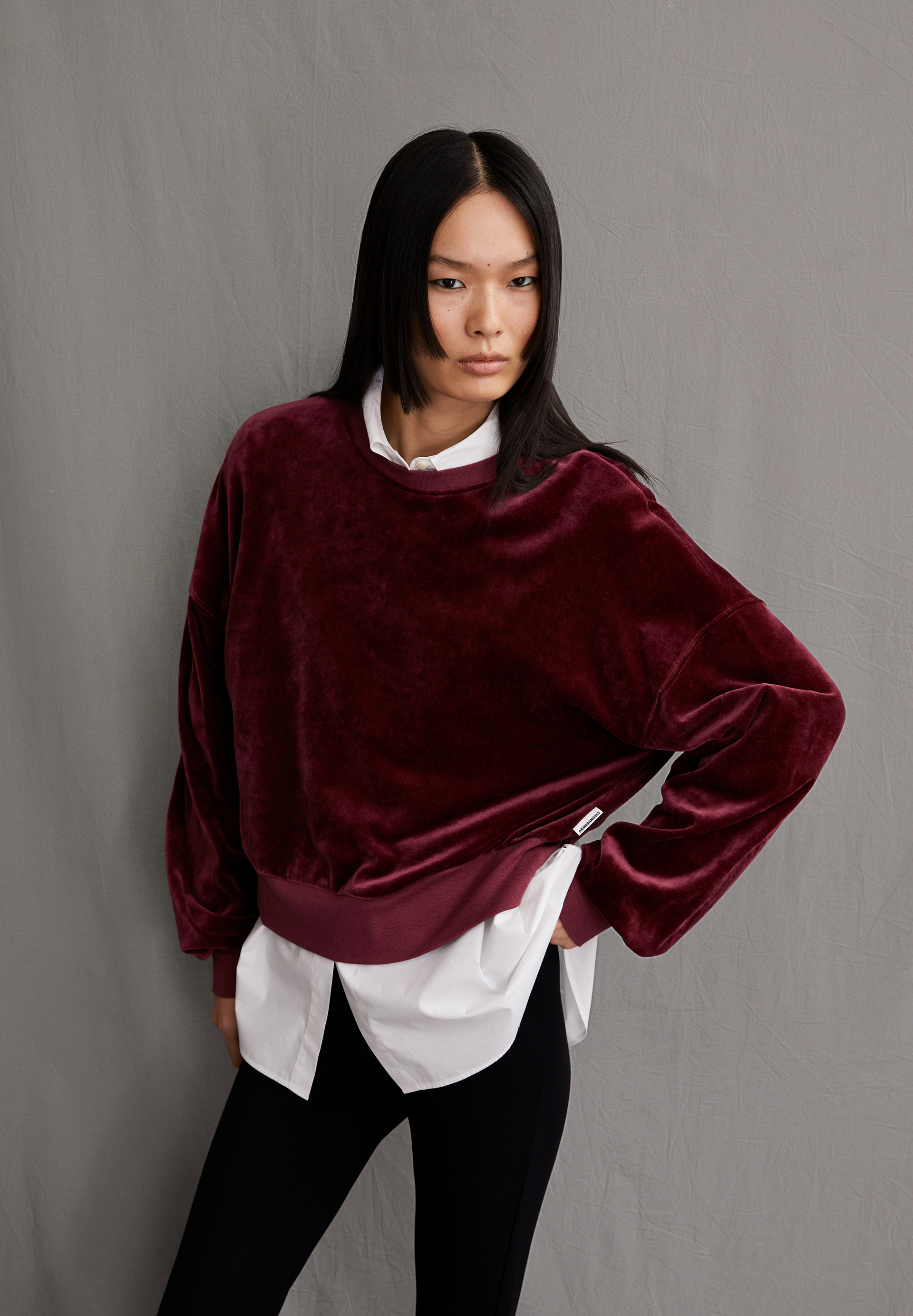 LEDIANAA Sweatshirt Oversized Fit aus Samt