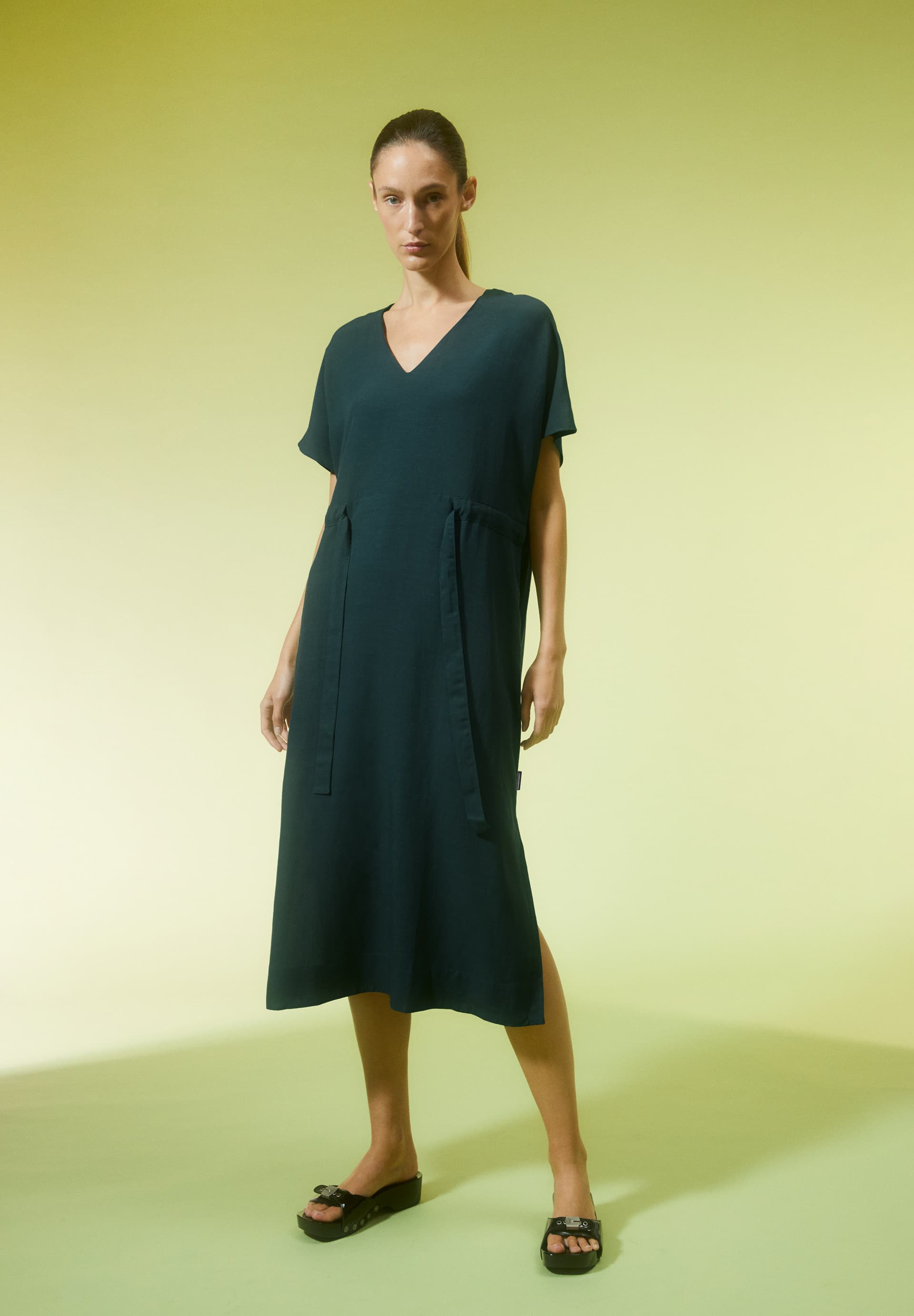 MAAHALIANA LINO Geweven jurk met relaxed fit van linnenmix