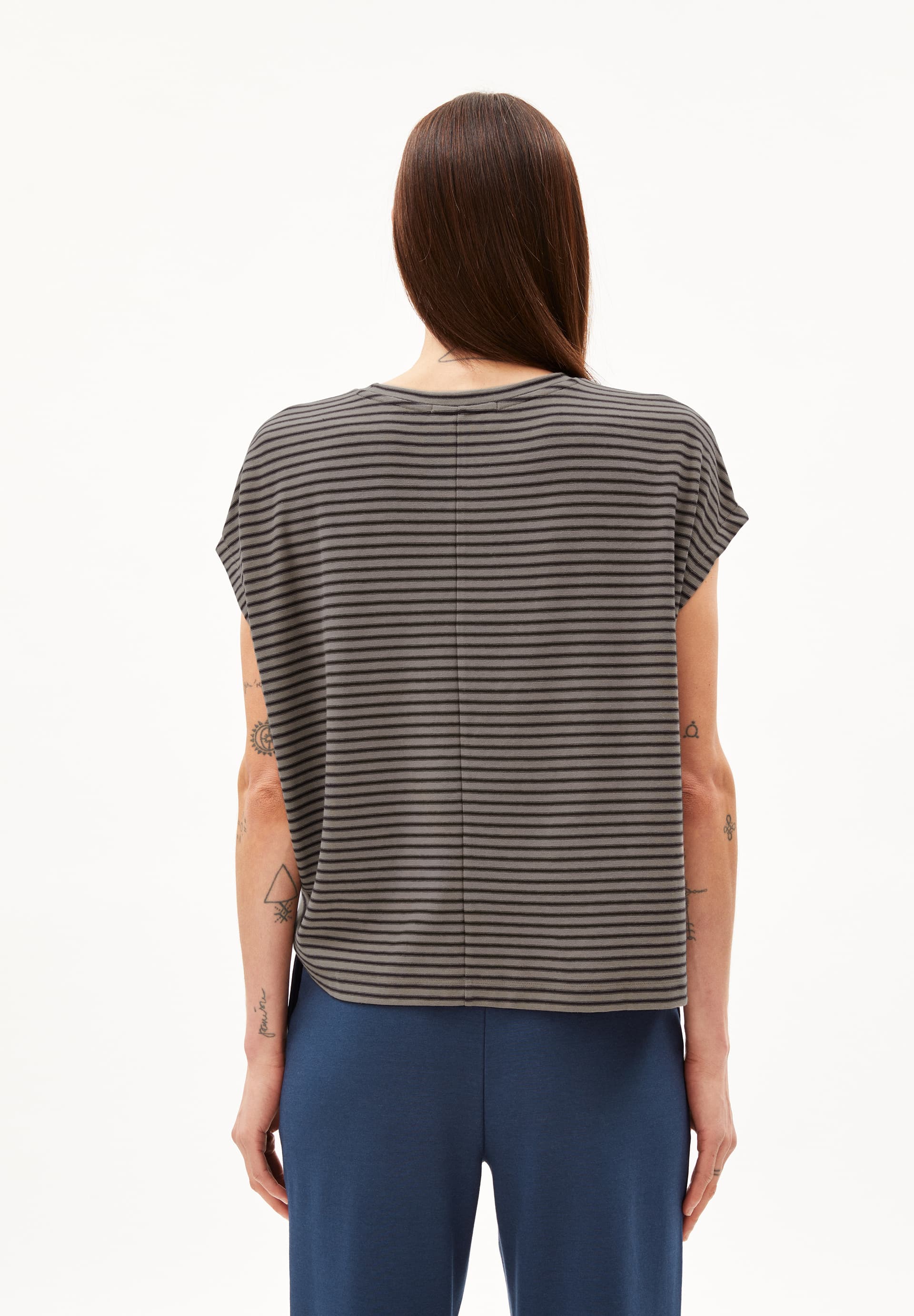 JAANISA MINI STRIPE T-shirt coupe oversize en coton bio mélangé