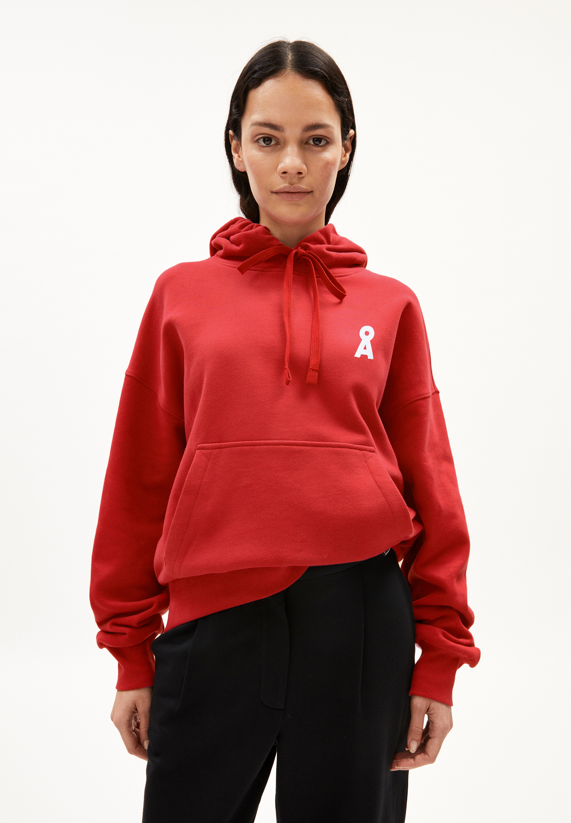 ICONIC Å FRANCISARAA Sweathoodie made of Organic Cotton