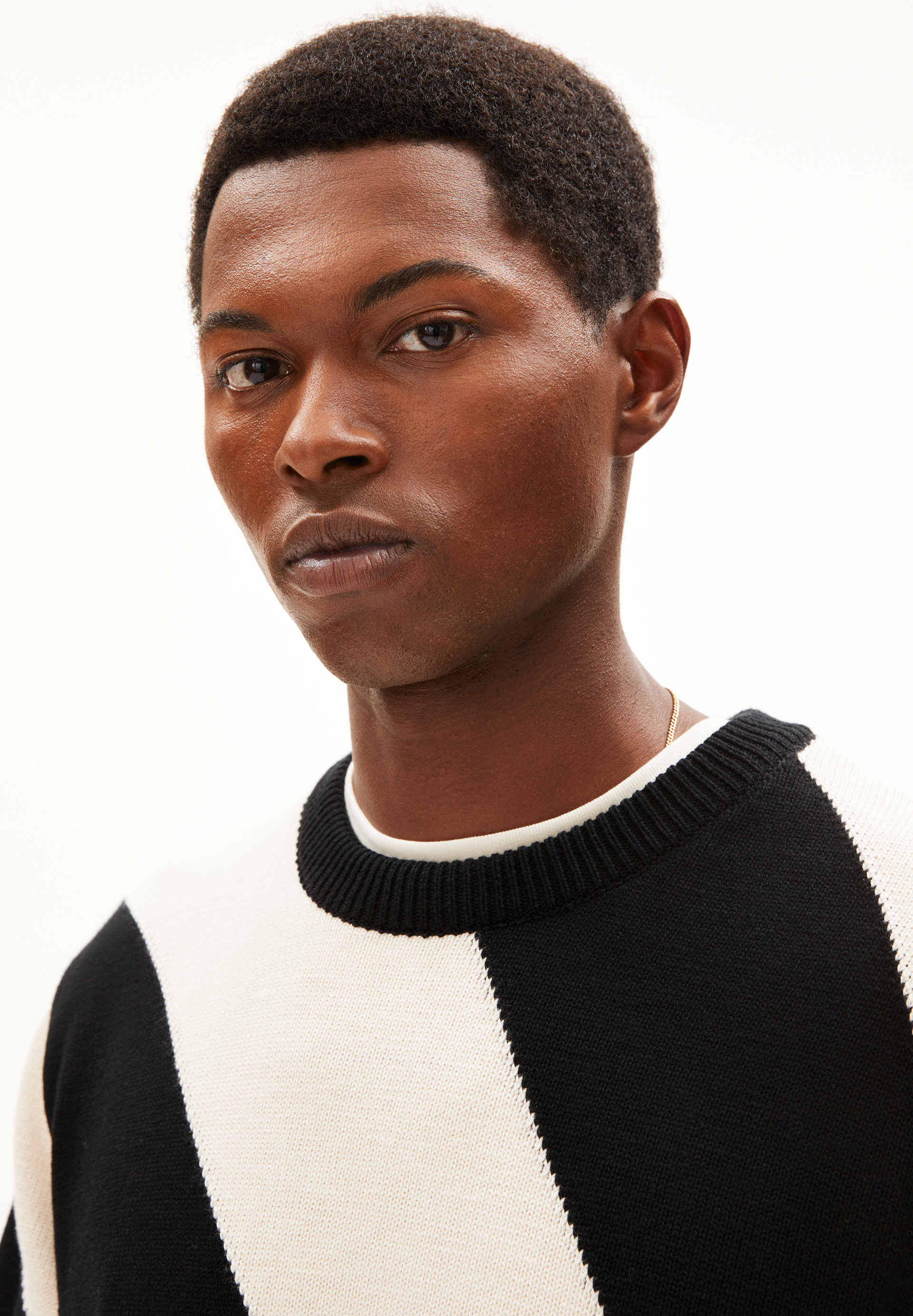 IOAAN Pull coupe standard en coton bio