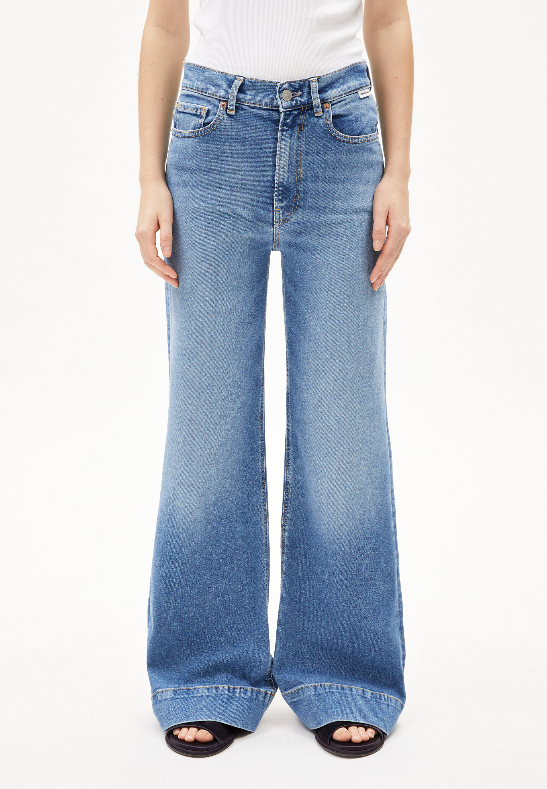 MURLIAA Jean large en mélange de coton recyclé stretch comfort