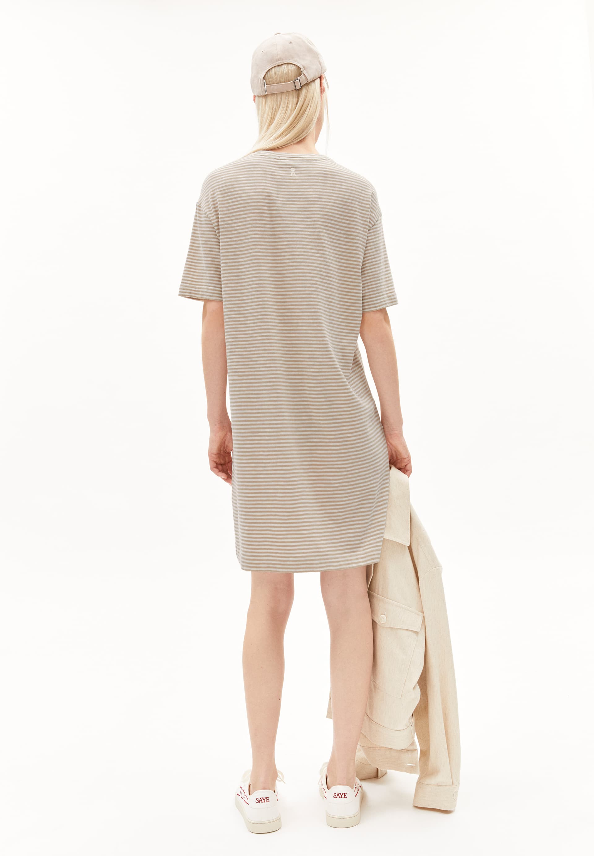 CHAARA LOVELY STRIPES Jerseykleid Relaxed Fit aus Bio-Baumwolle